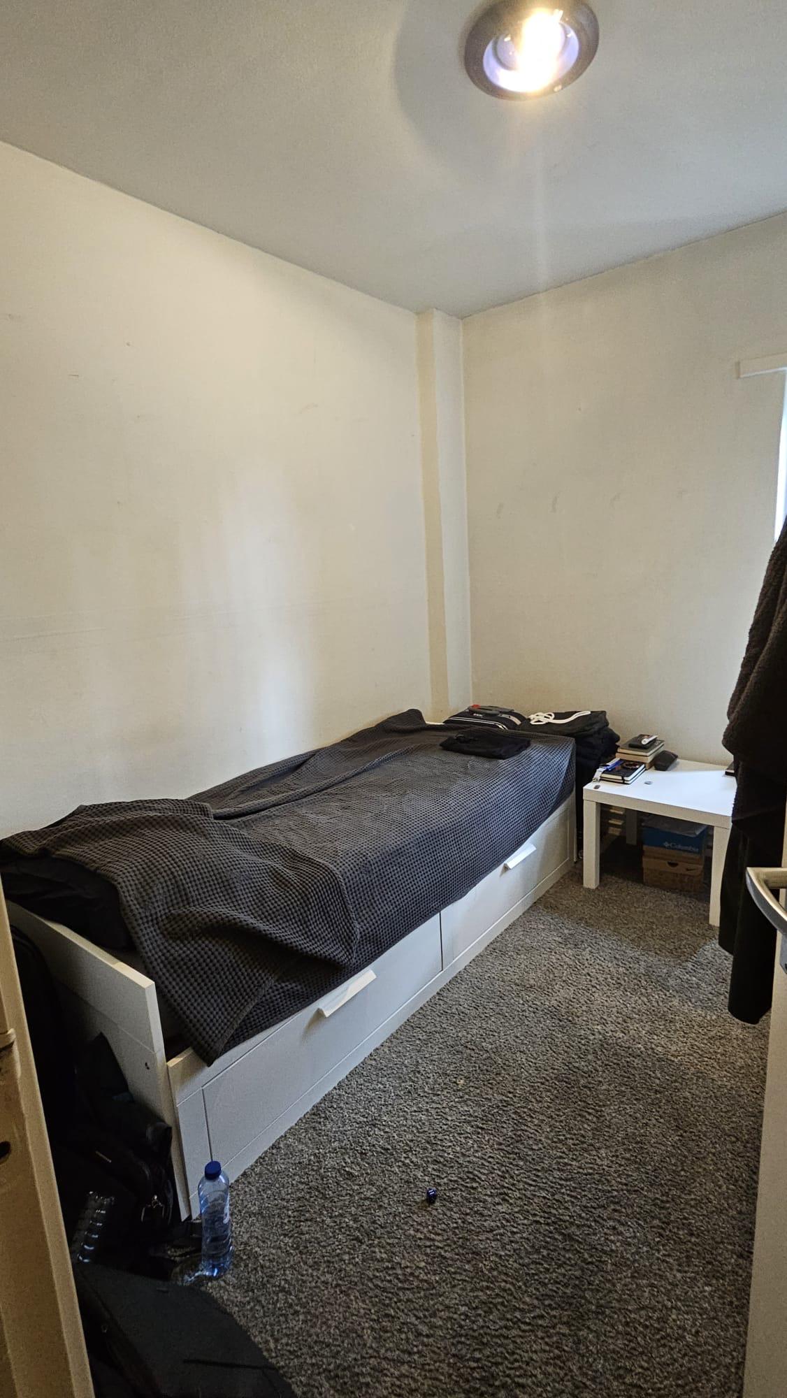 show all photos of Roelof van Schevenstraat