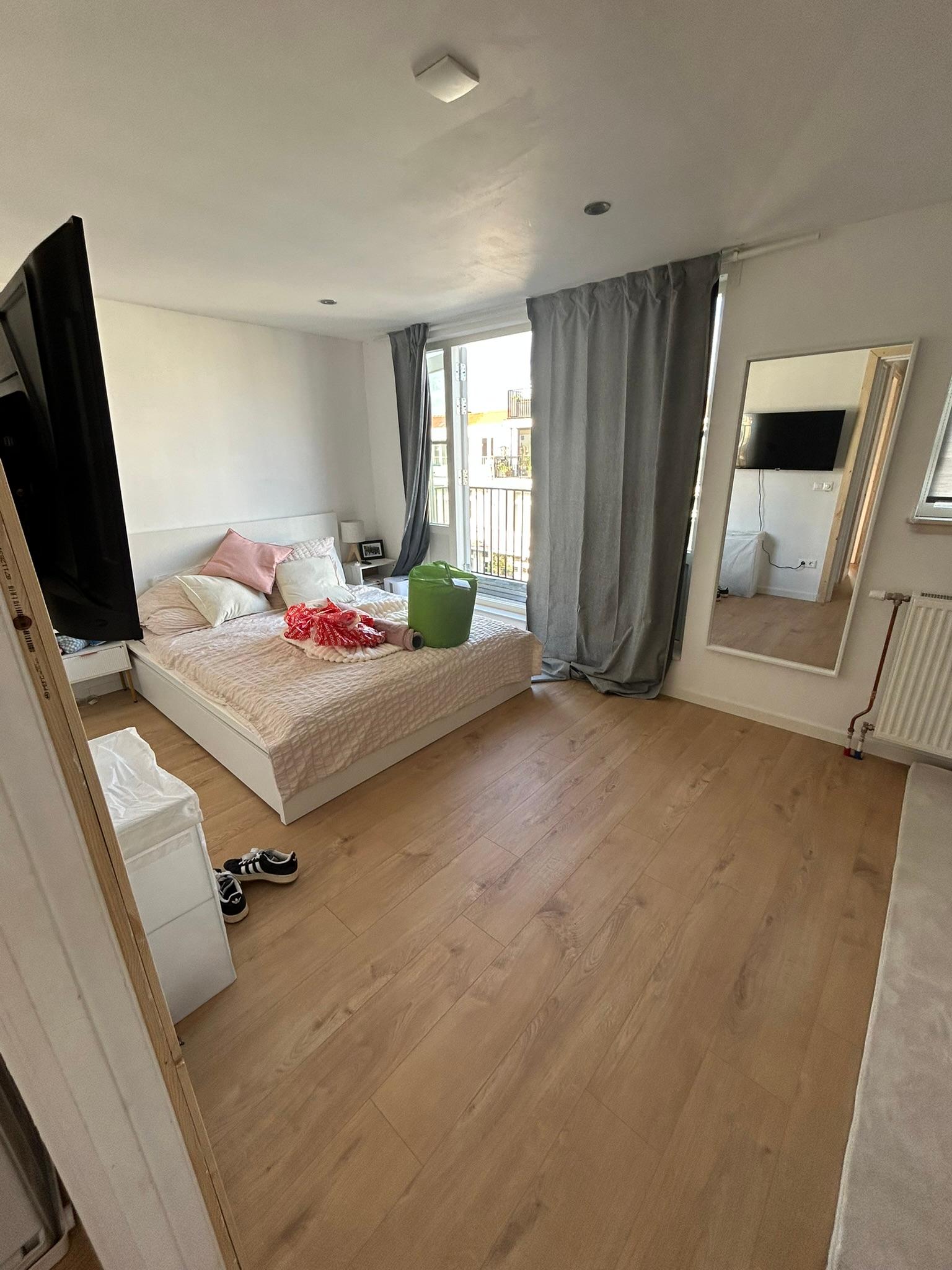 show all photos of Piet Gijzenbrugstraat