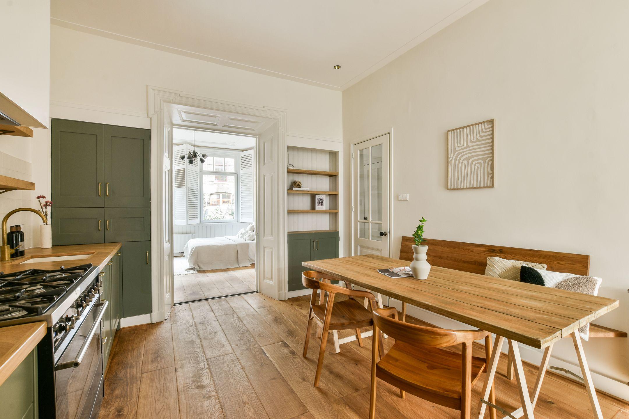 show all photos of Pieter Aertszstraat