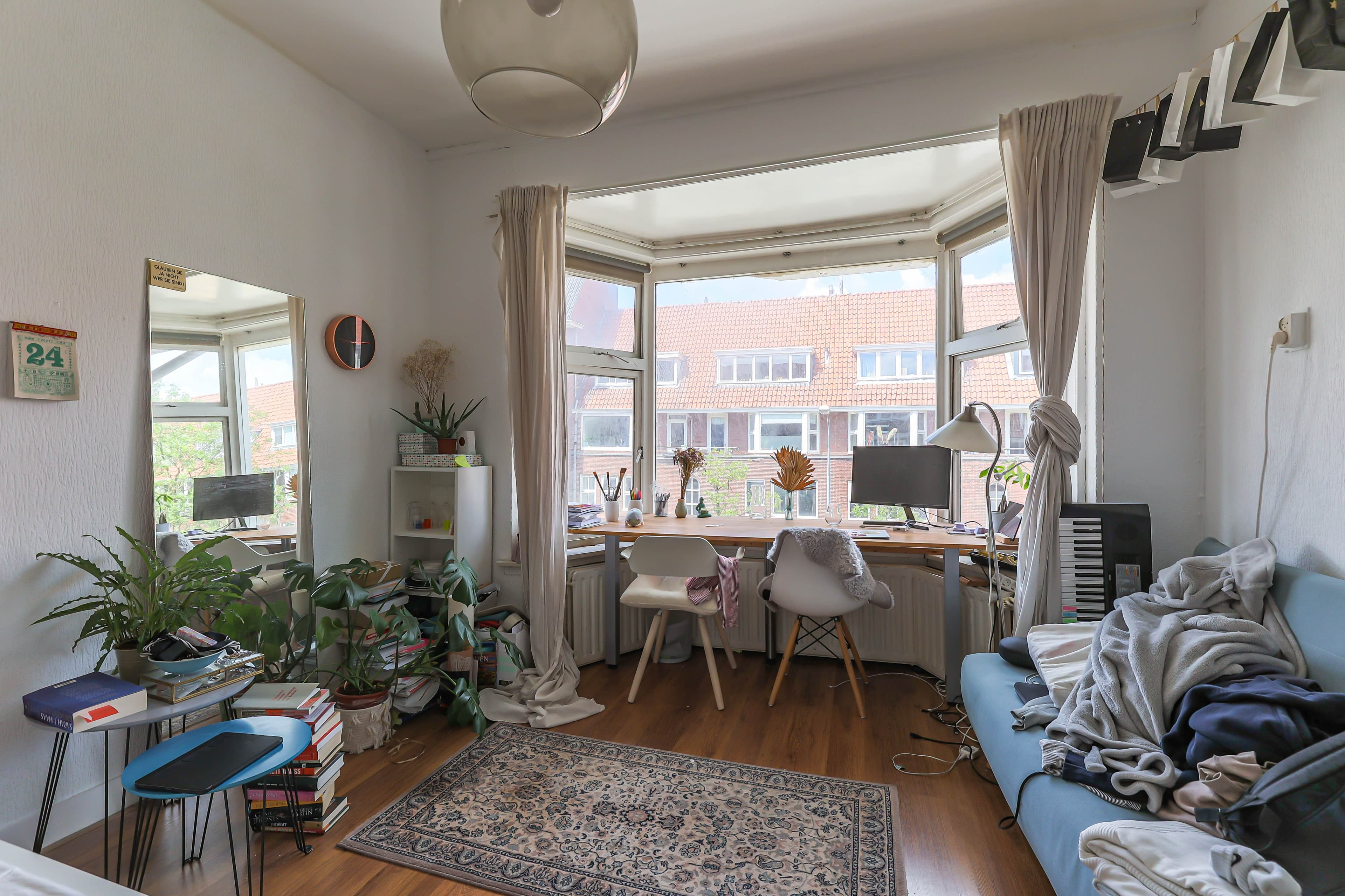 show all photos of Admiraal de Ruyterlaan