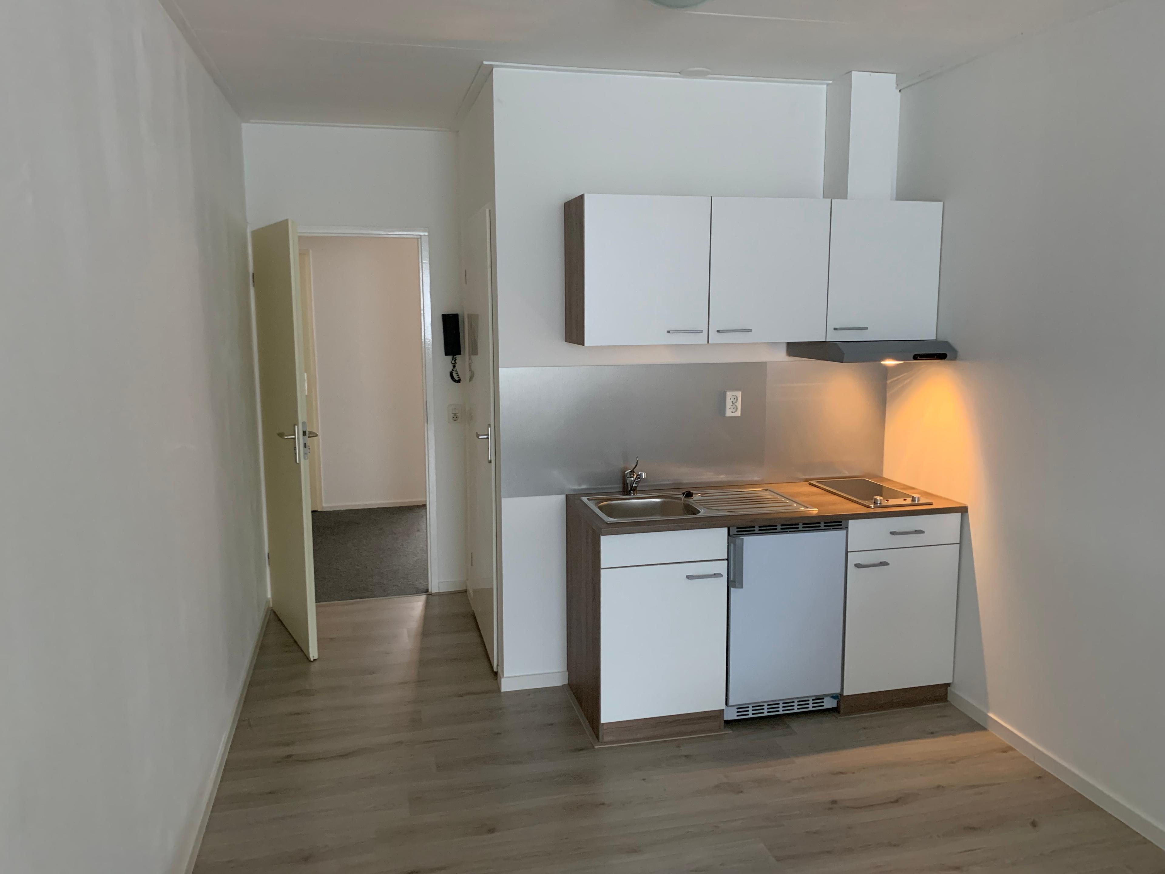 show all photos of Reviusplein