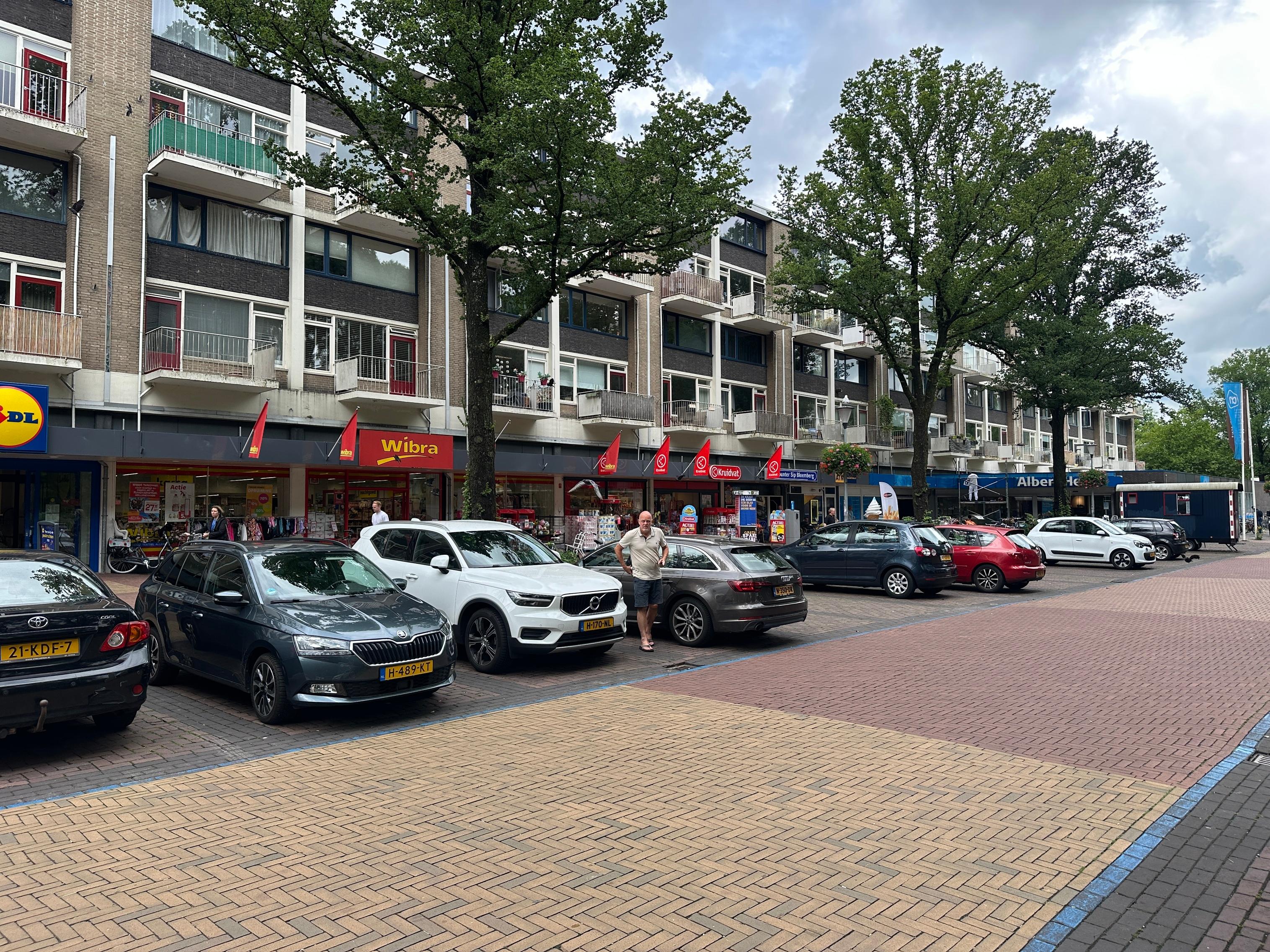 show all photos of Van Schendelstraat