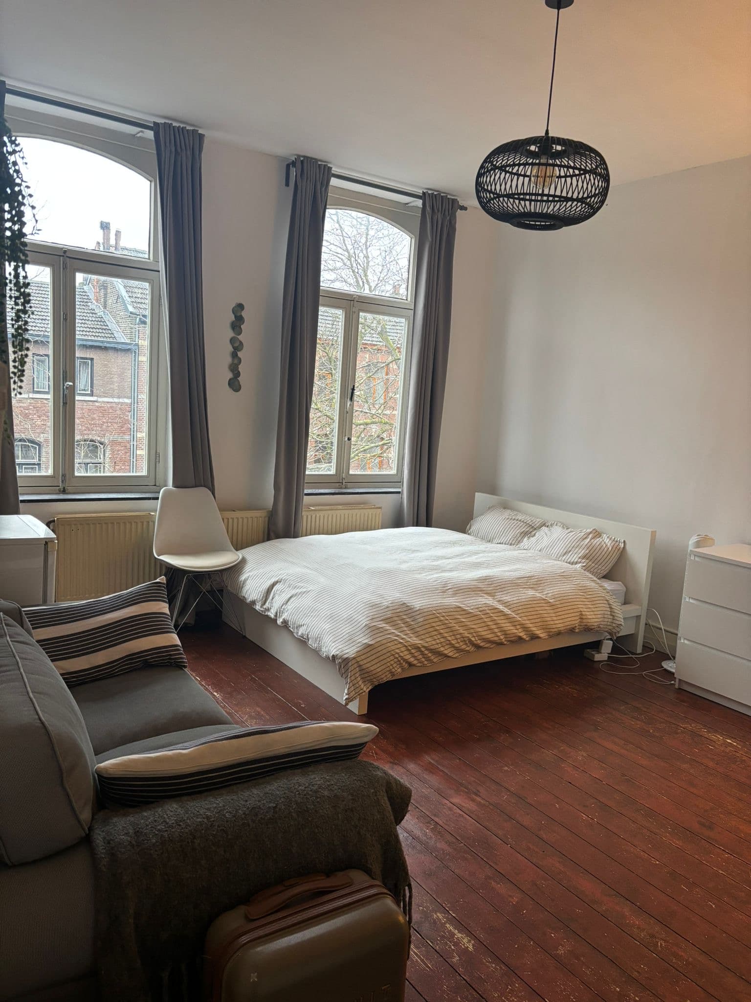 show all photos of Alexander Battalaan