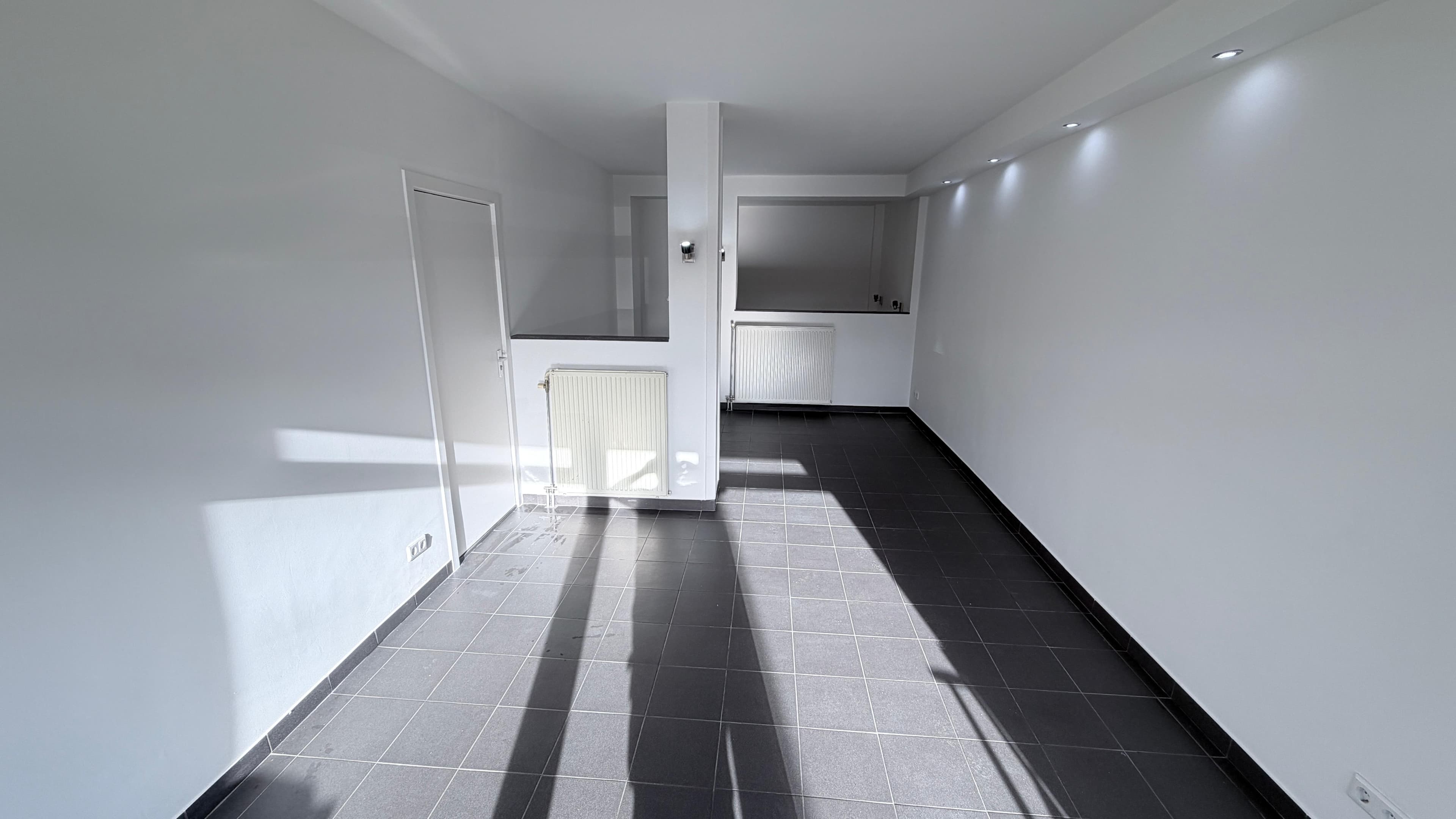 show all photos of Jan van der Heijdenstraat