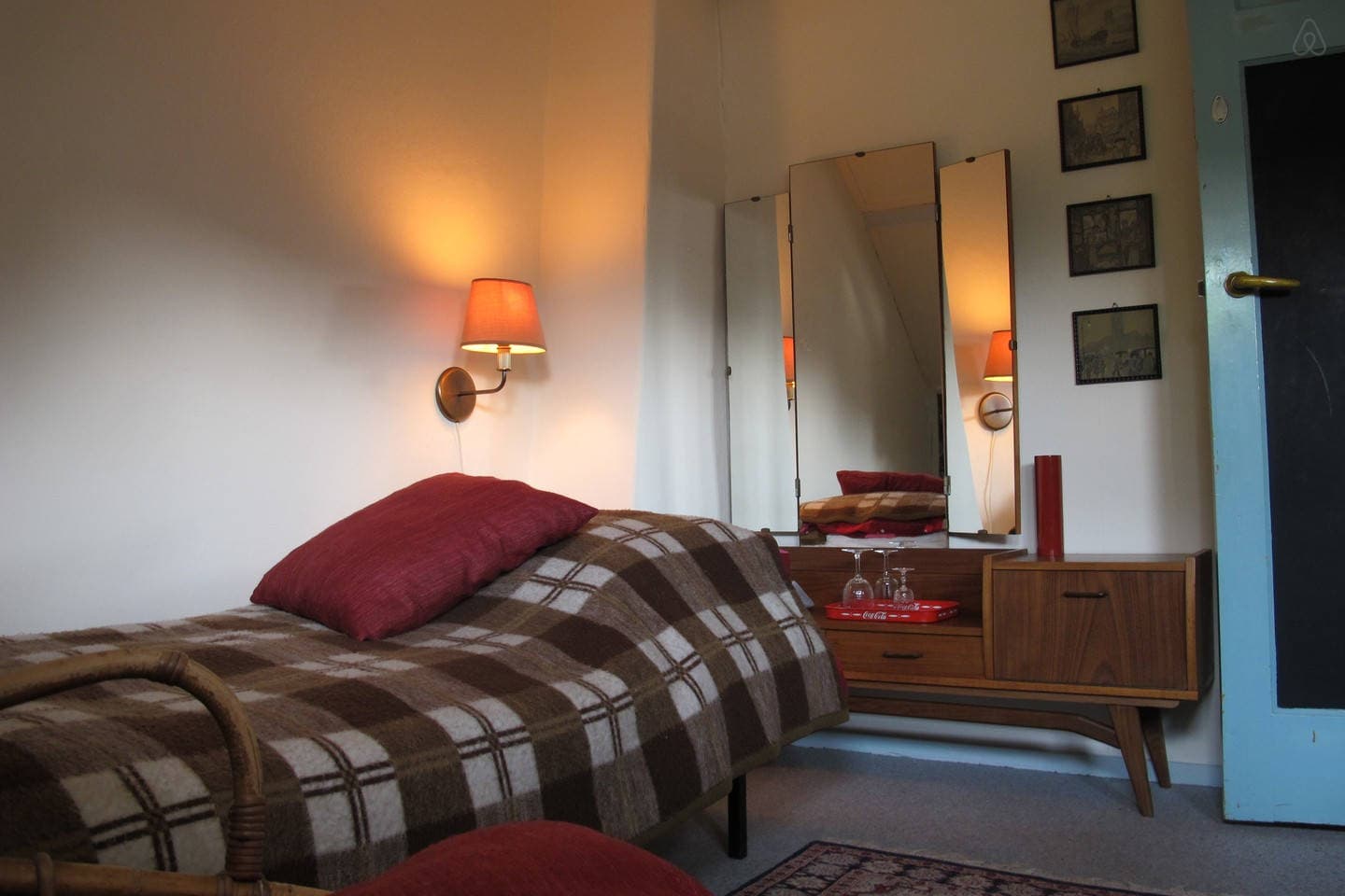 show all photos of Mr. Stormstraat