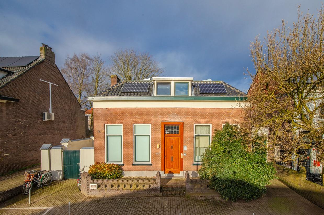 show all photos of Rosendaalsestraat