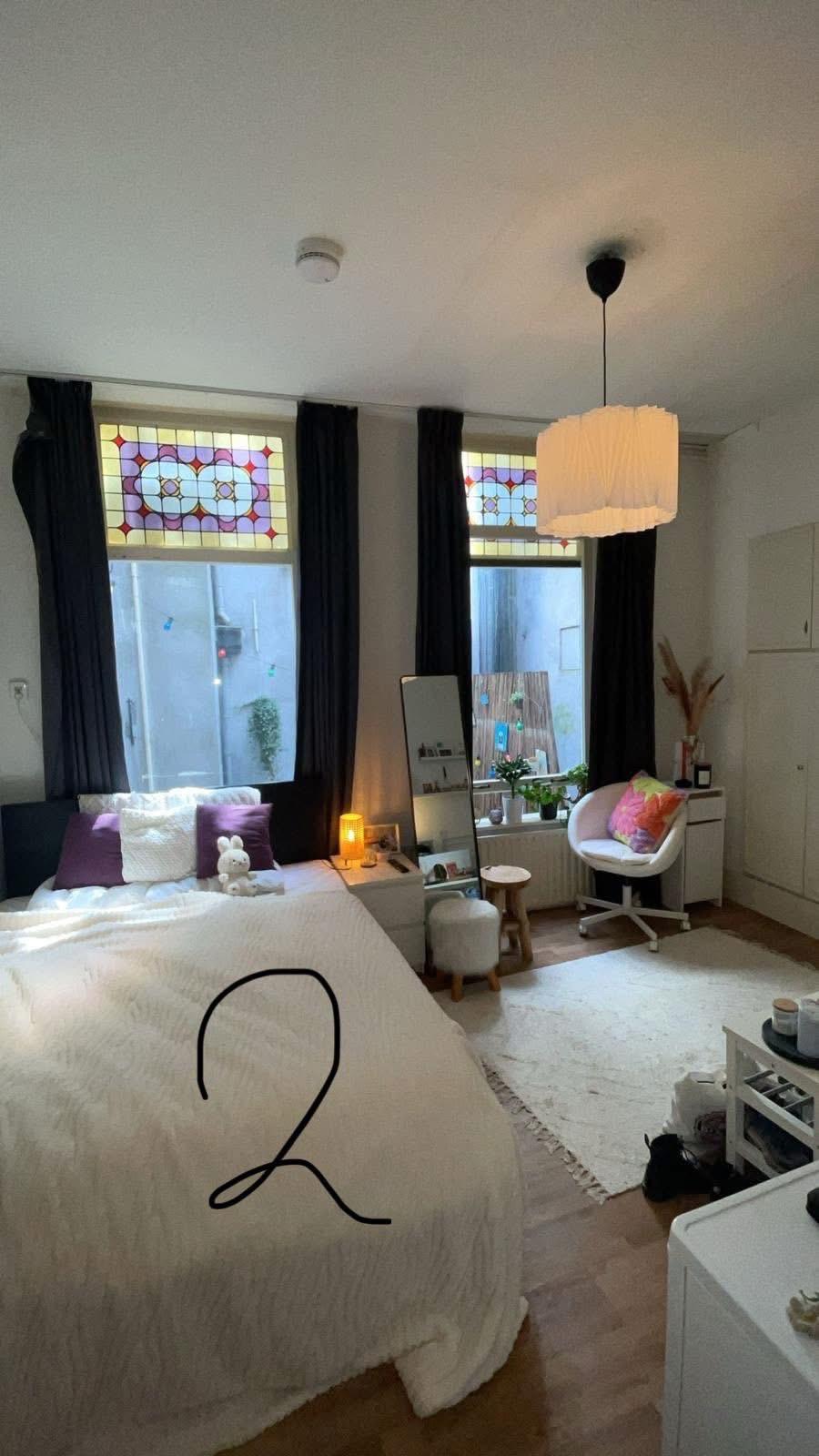 show all photos of Veemarktstraat