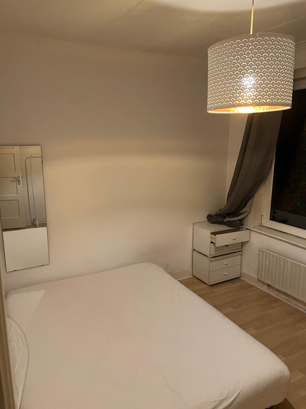 show all photos of Amandelstraat