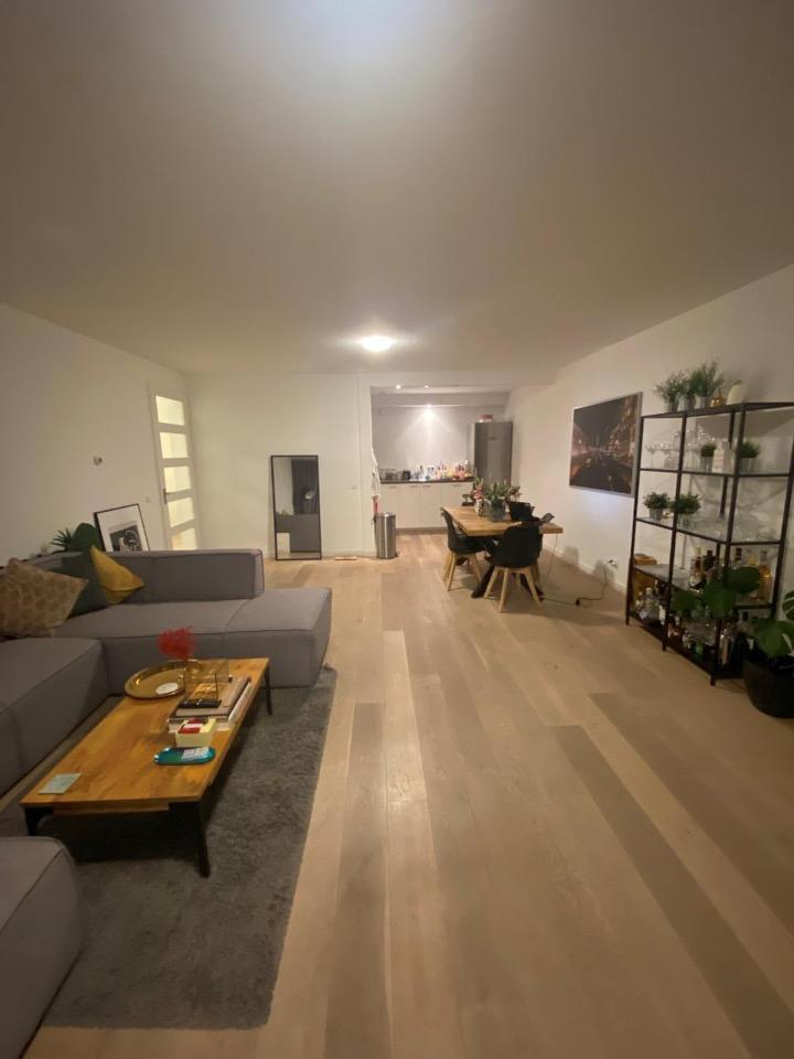 show all photos of Hoofdweg