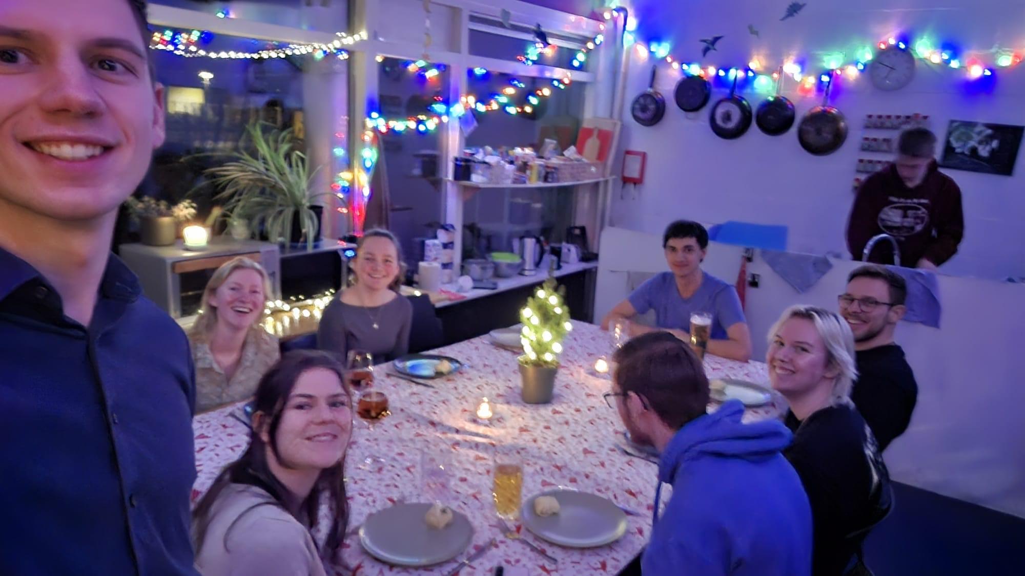 show all photos of Calslaan