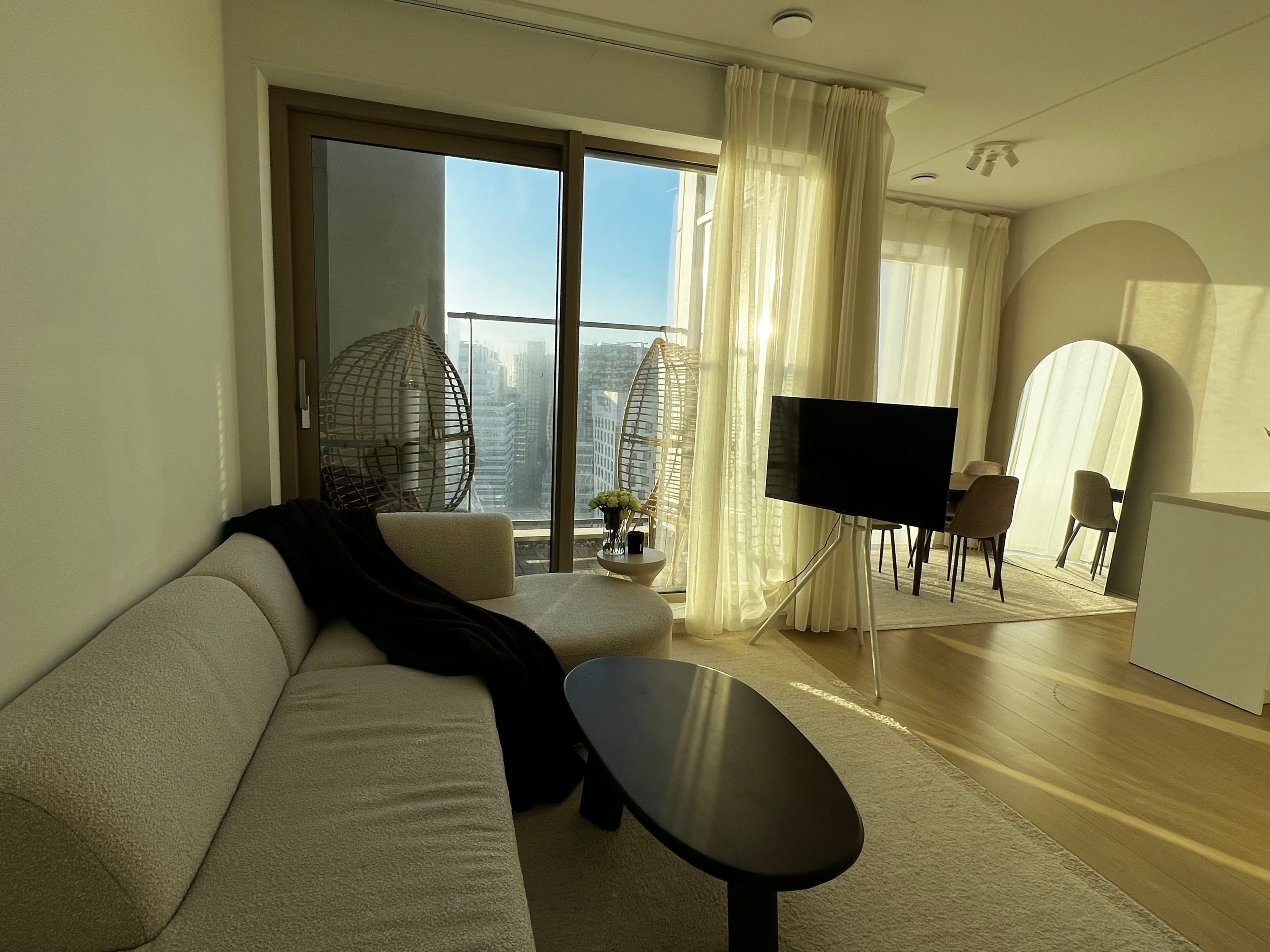 show all photos of Gustav Mahlerlaan