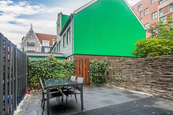 show all photos of Vurehout