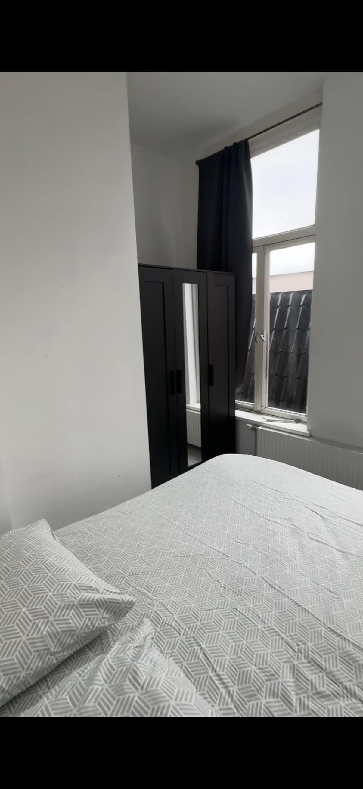 show all photos of Westerbinnensingel