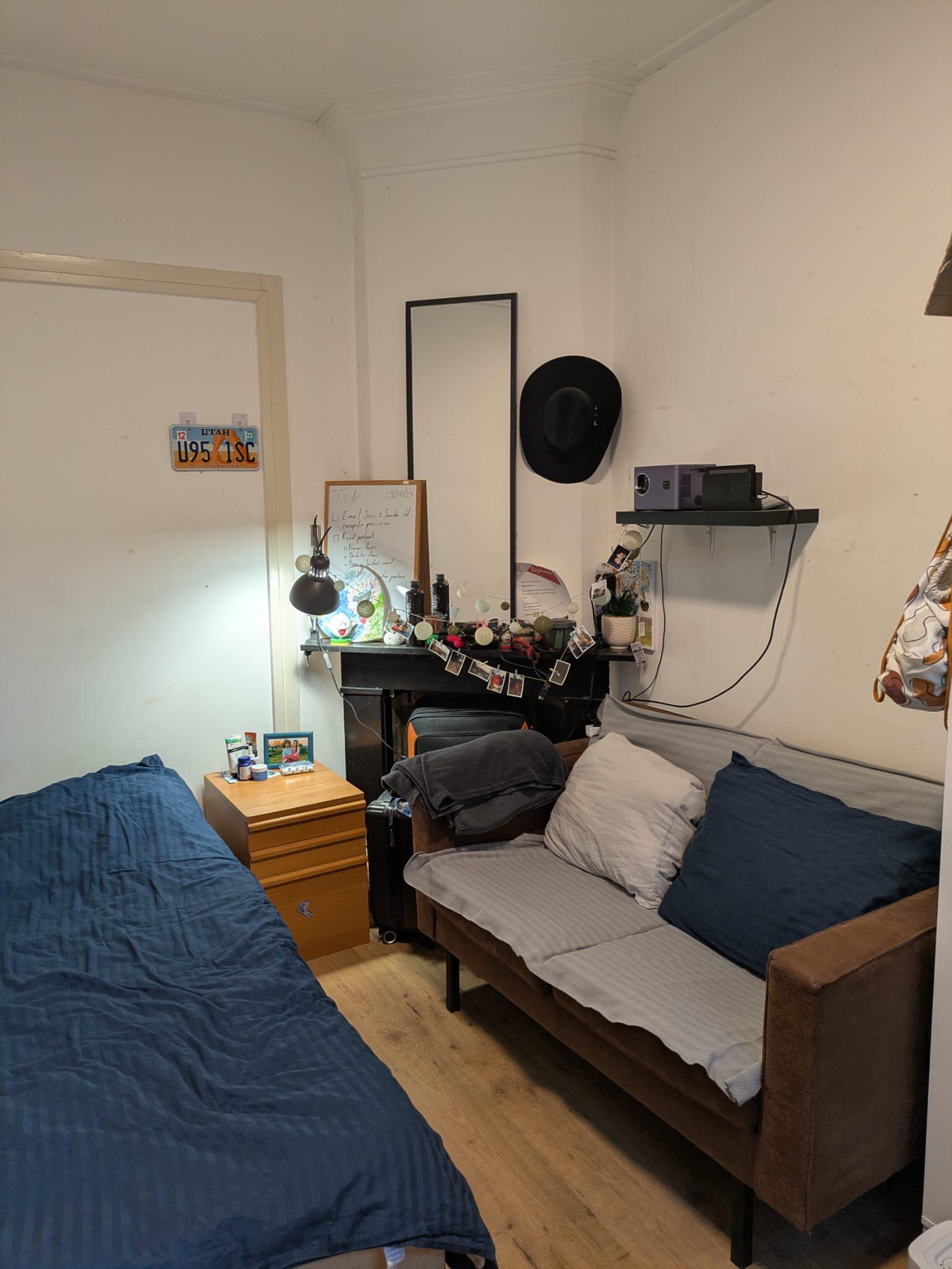 show all photos of Oldenzaalsestraat