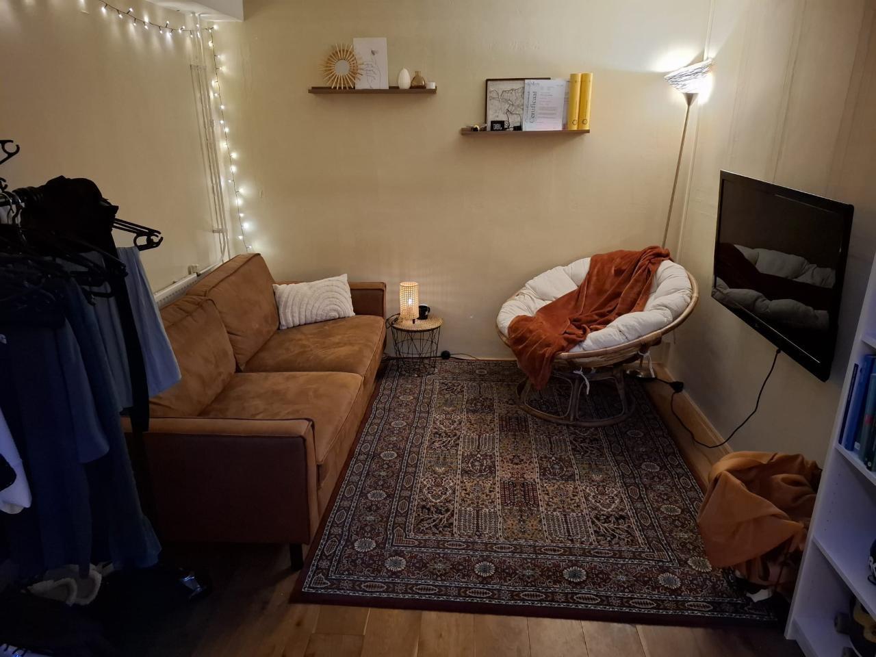 show all photos of Nicolaas Pienemanstraat