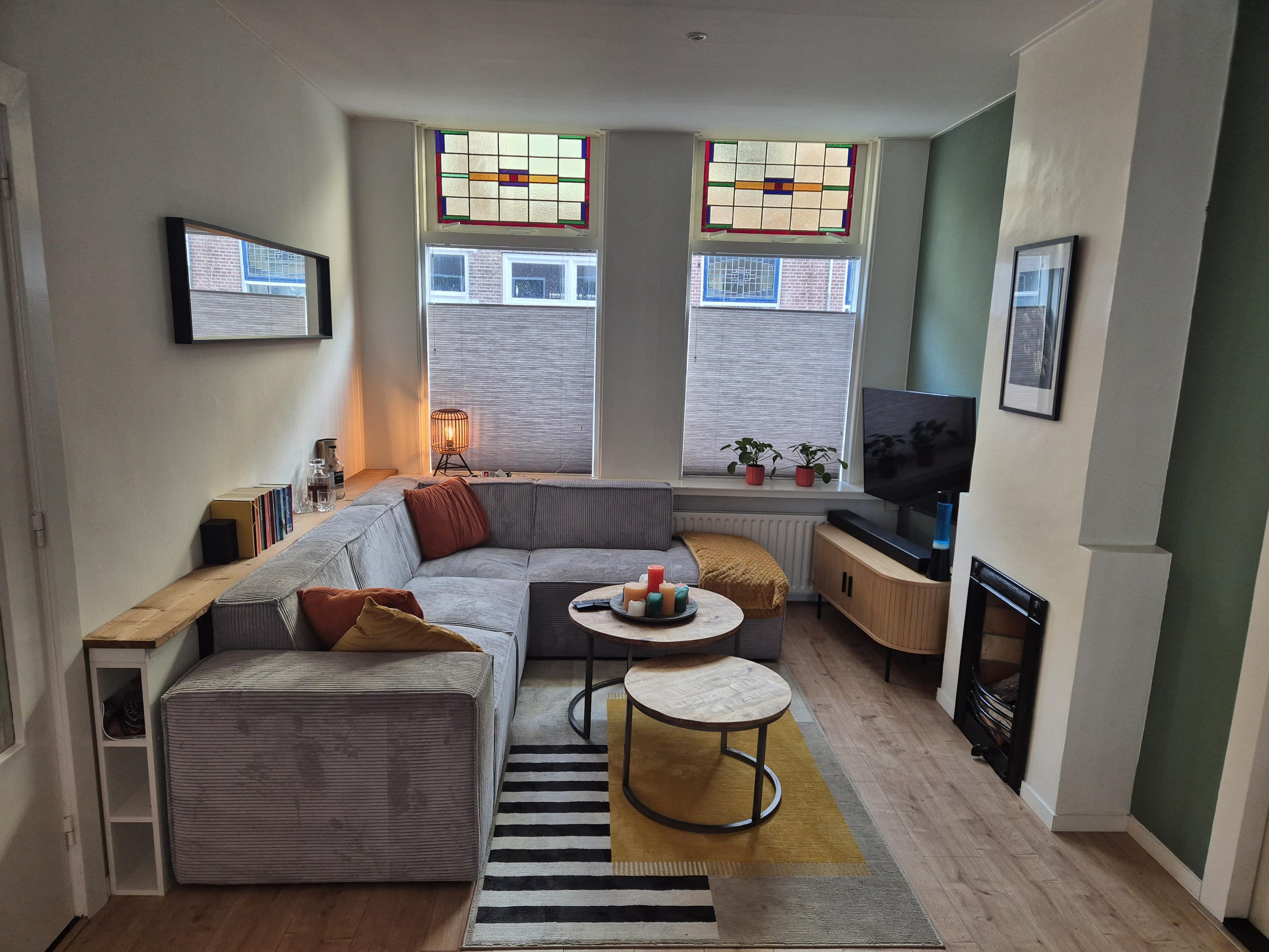 show all photos of Jan van Houtstraat