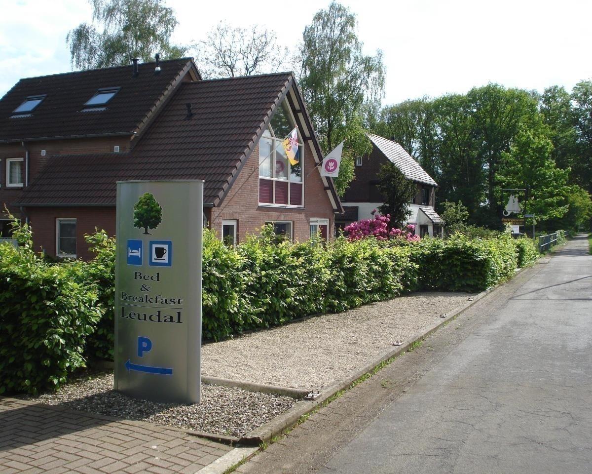 show all photos of Napoleonsweg