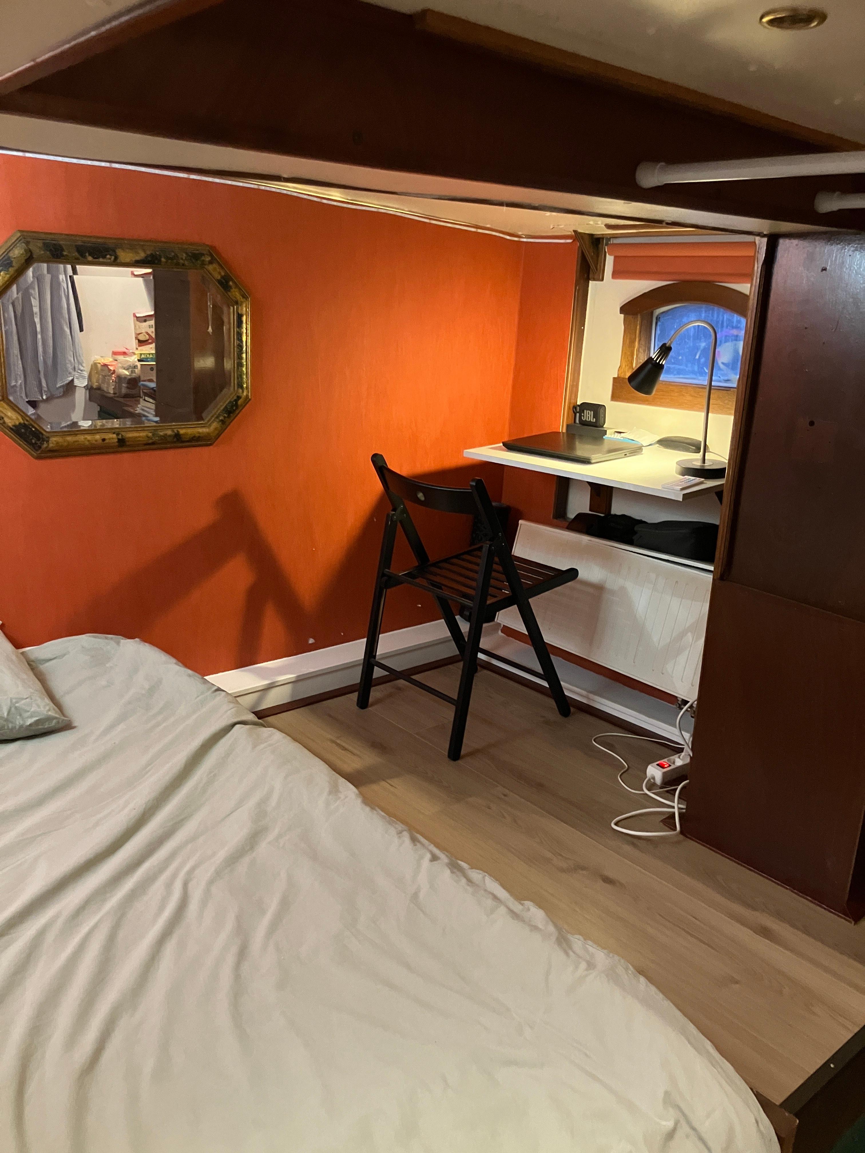 show all photos of Levie Vorstkade