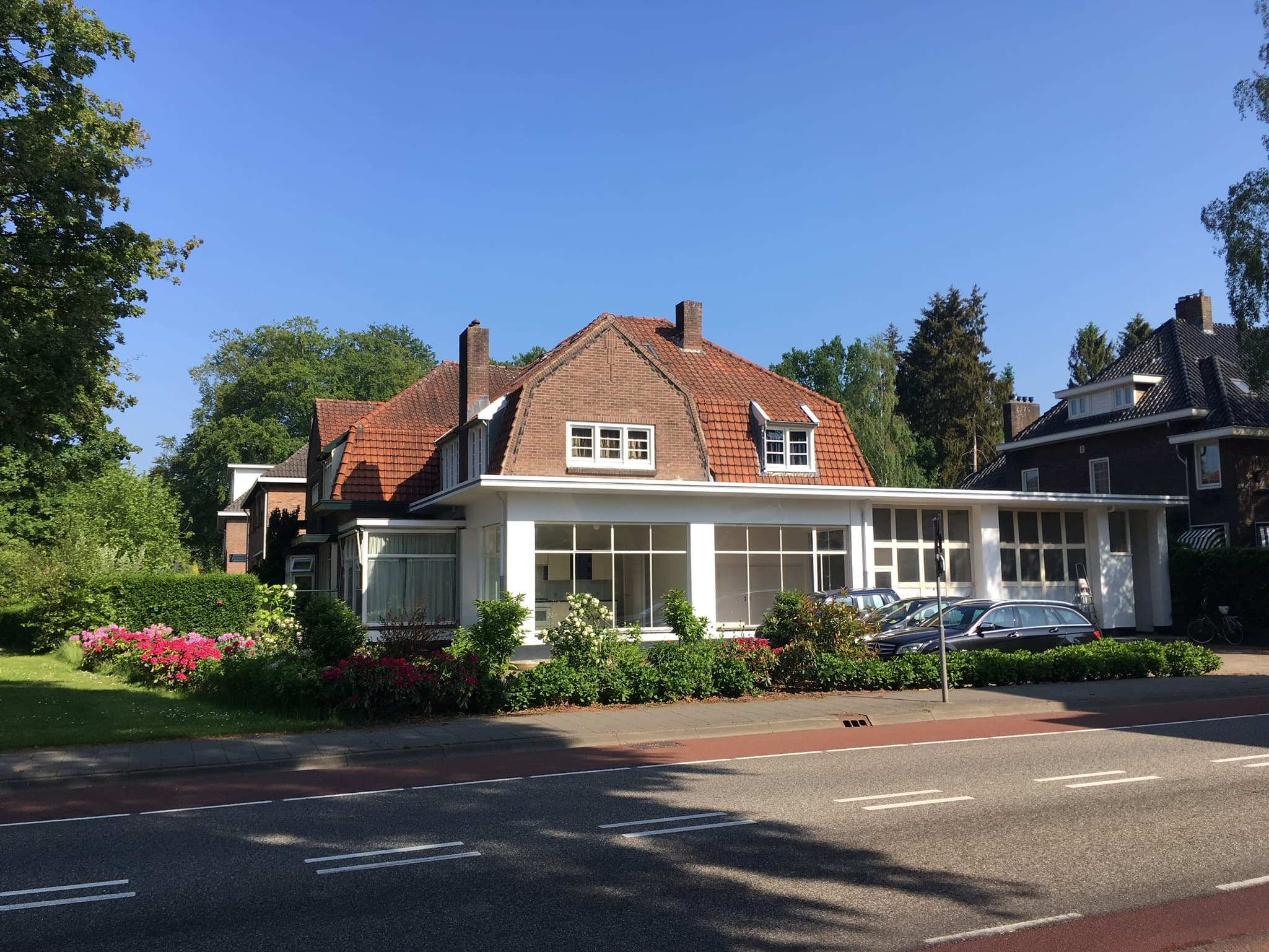 show all photos of Hoofdstraat