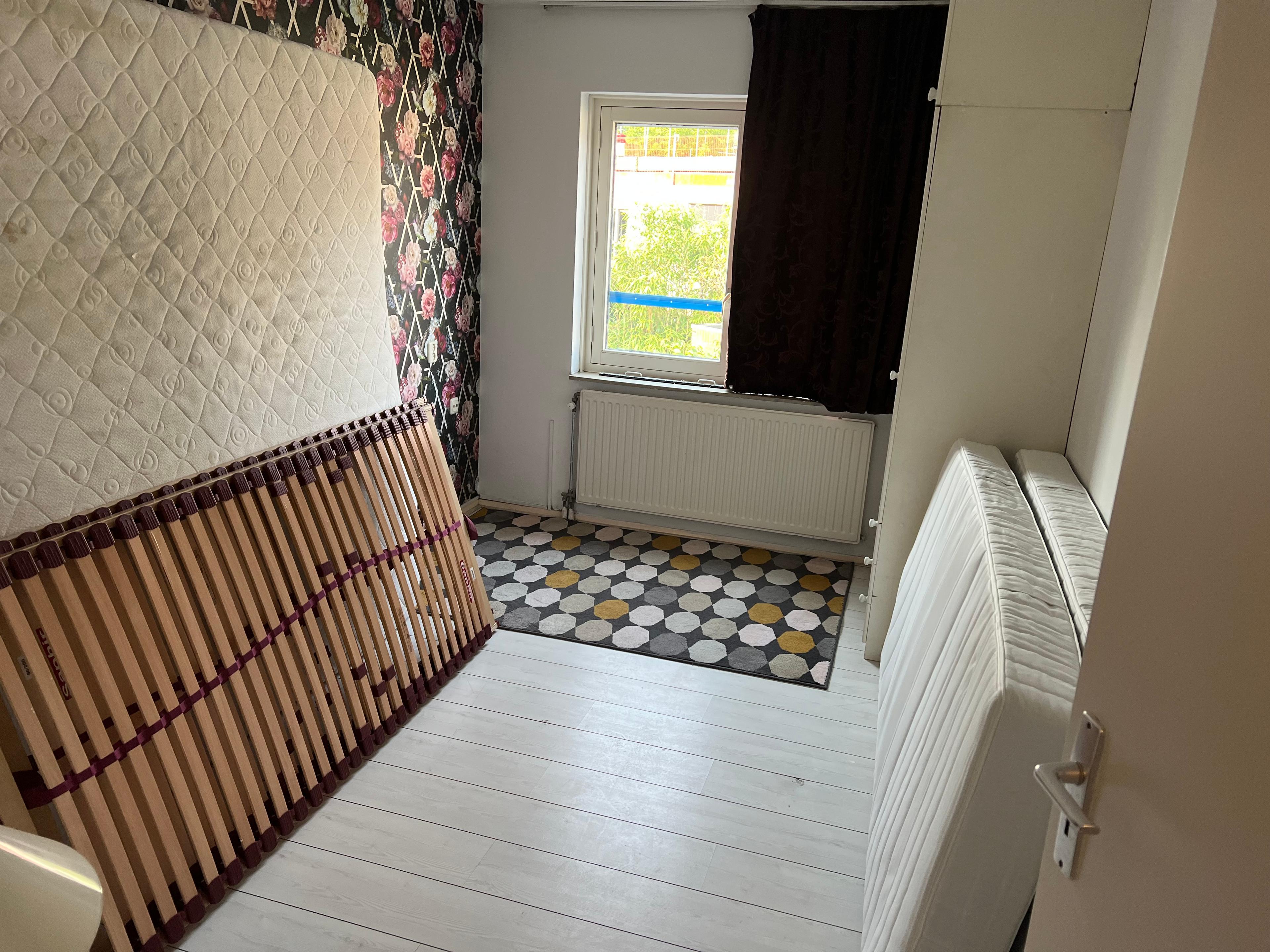 show all photos of Van Poeljeweg