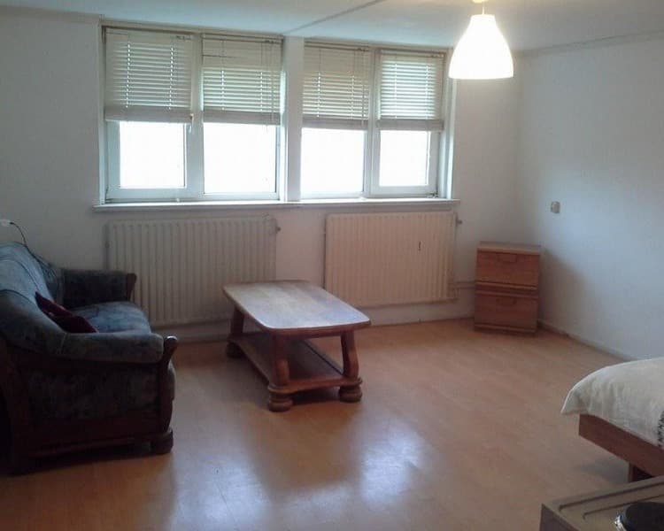 show all photos of Schepen Hillenstraat