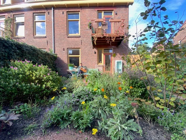 show all photos of Jasmijnstraat