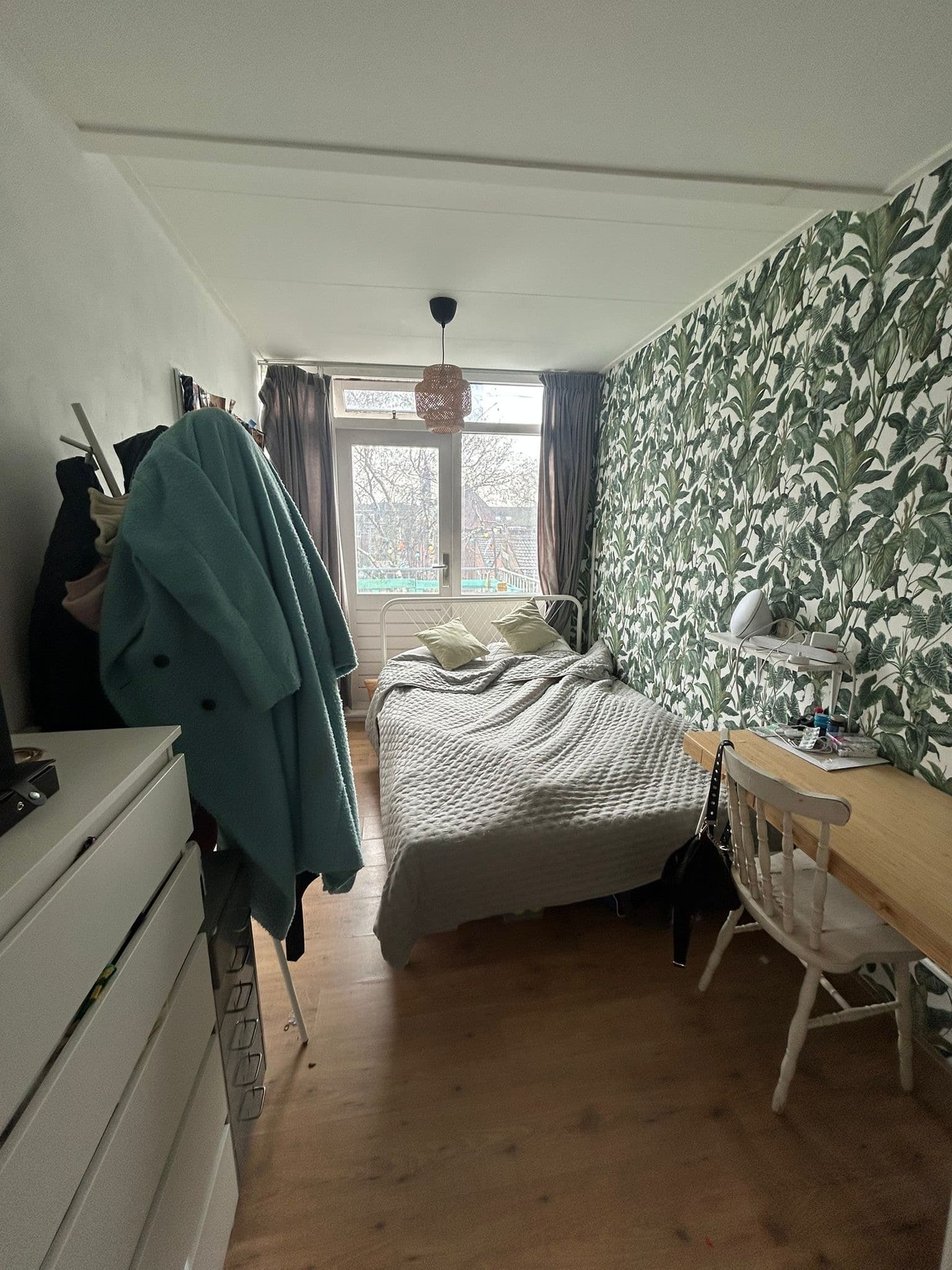 show all photos of Koningsplein