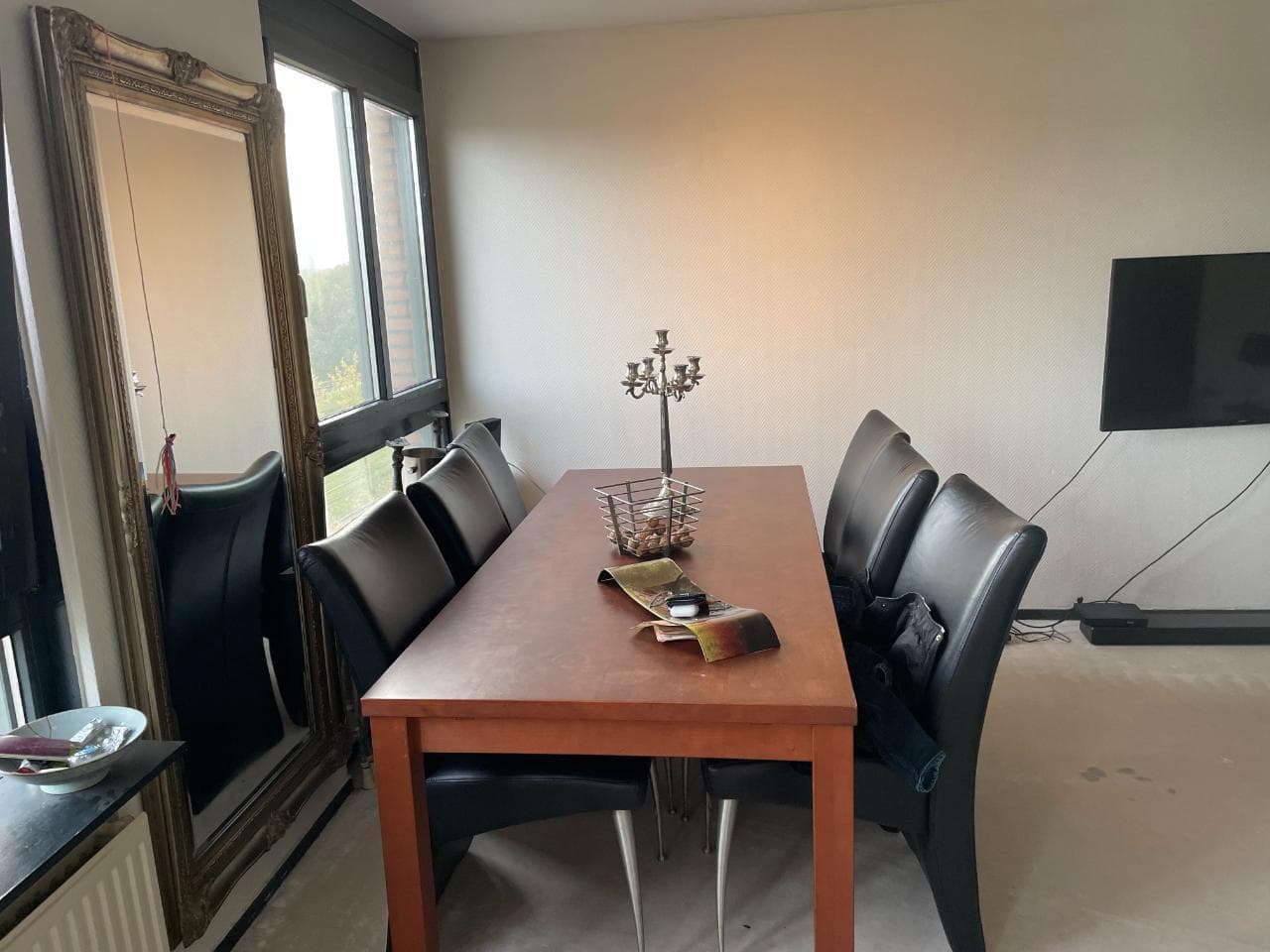 show all photos of Melis Stokelaan