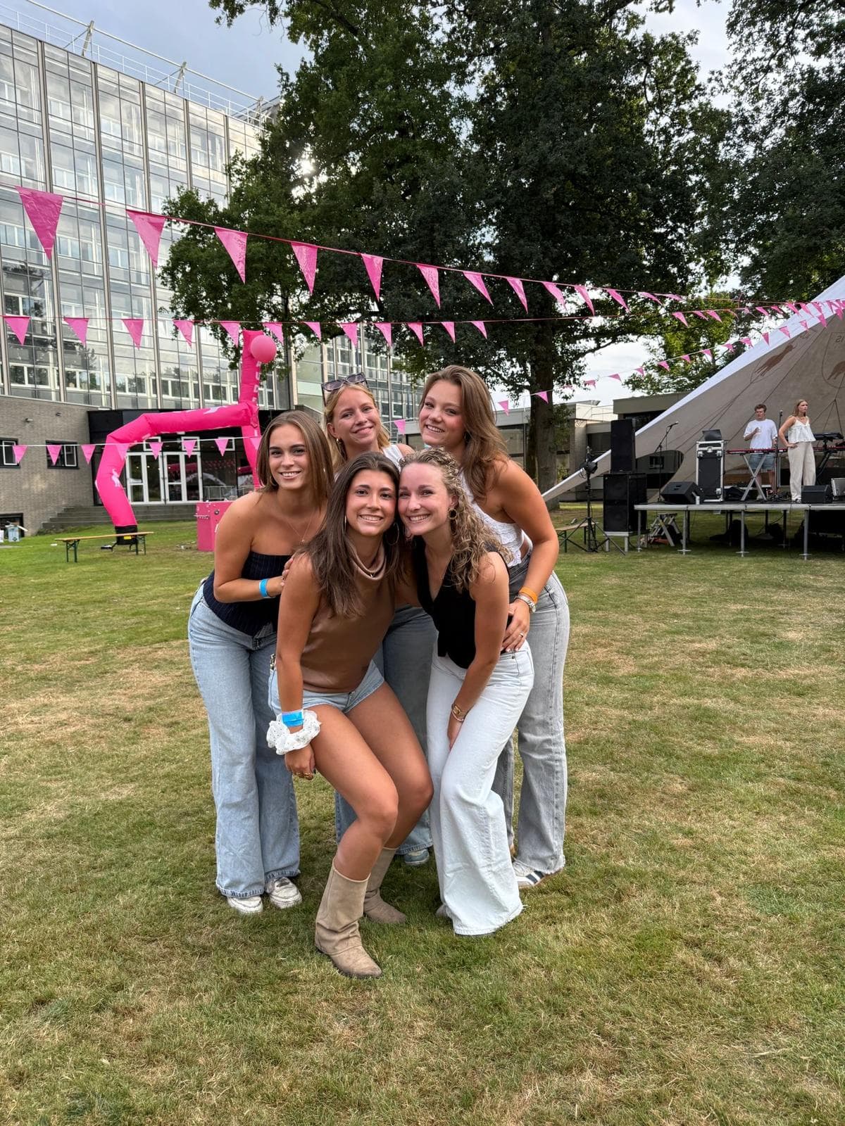 show all photos of Soendastraat