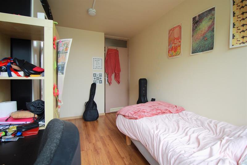 show all photos of Niels Bohrstraat