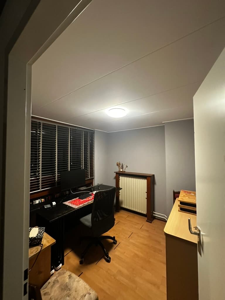 show all photos of Veenmos