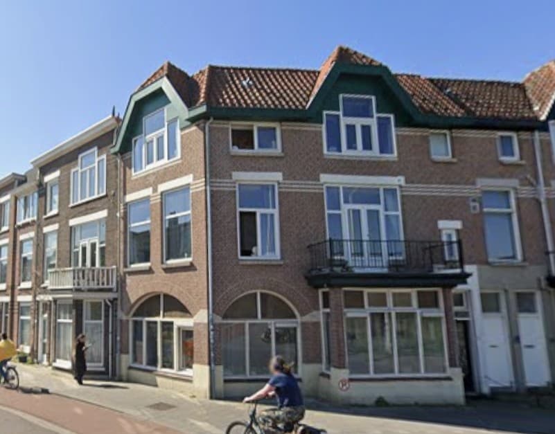 show all photos of Willemsweg