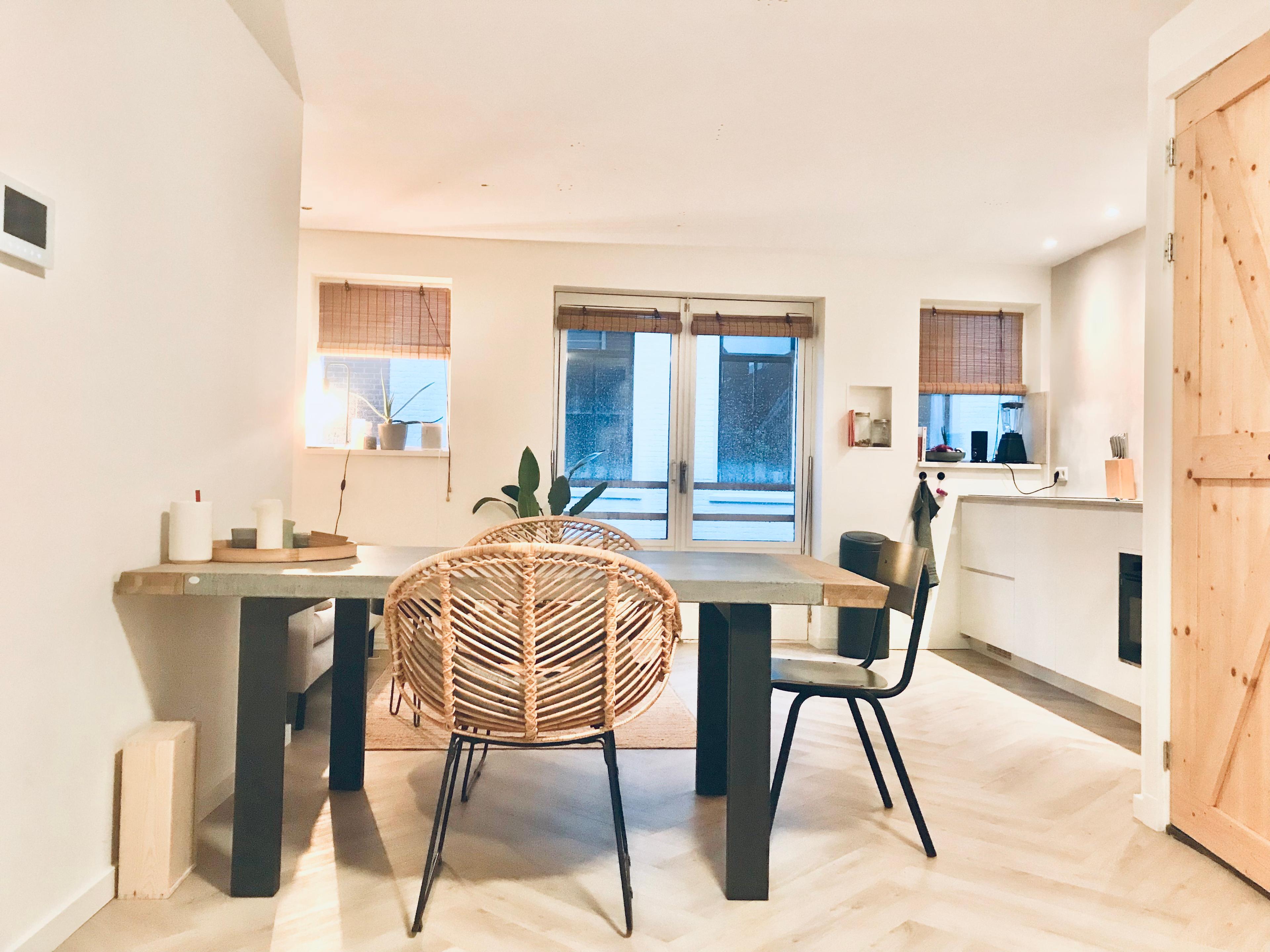 show all photos of Lange Raamstraat