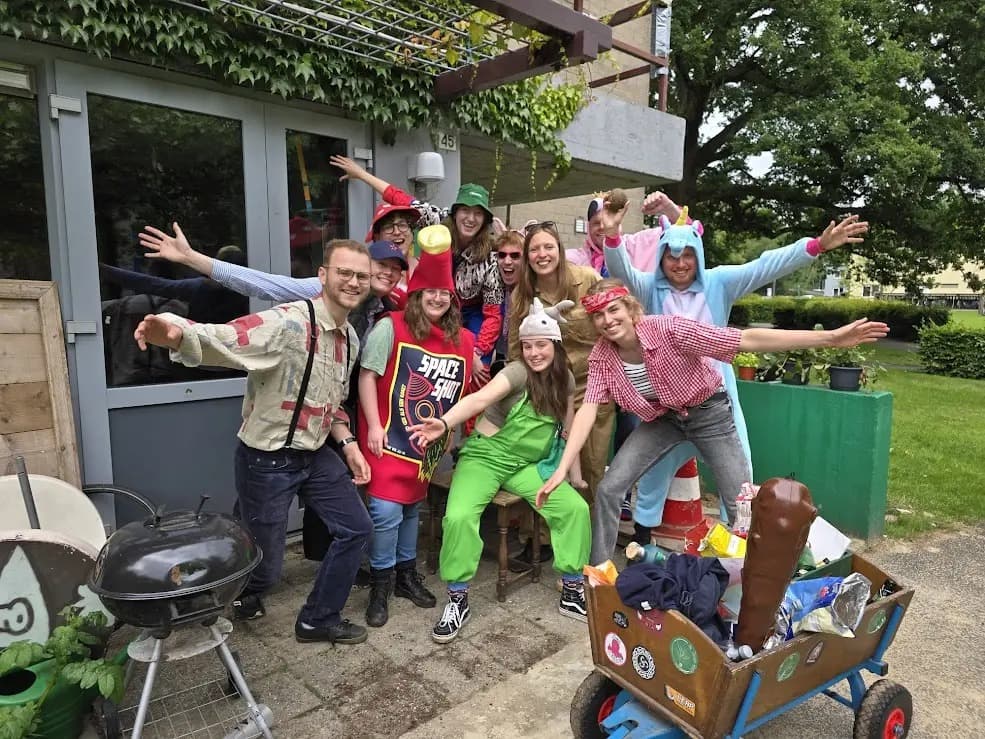 show all photos of Campuslaan