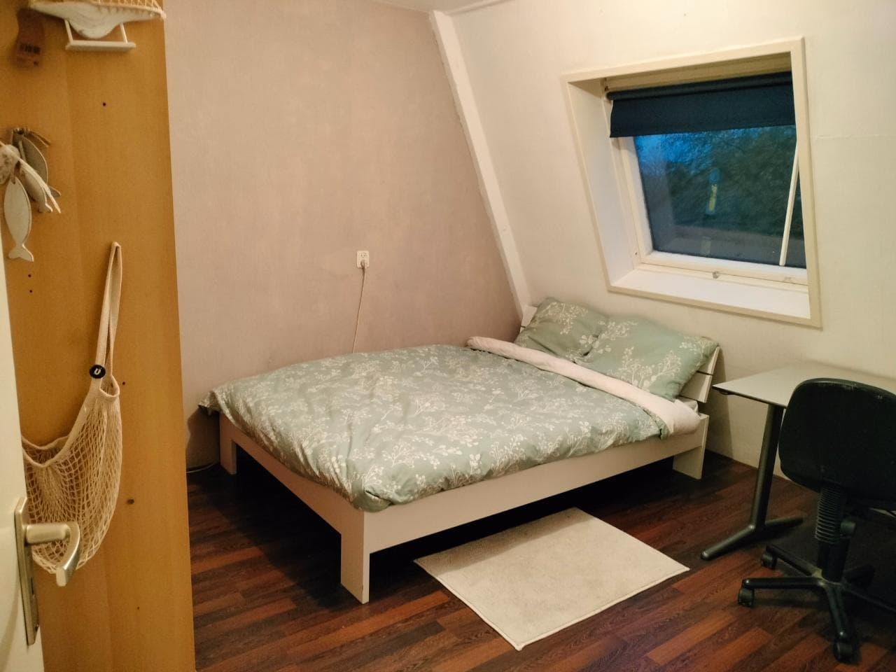 show all photos of Brongouw