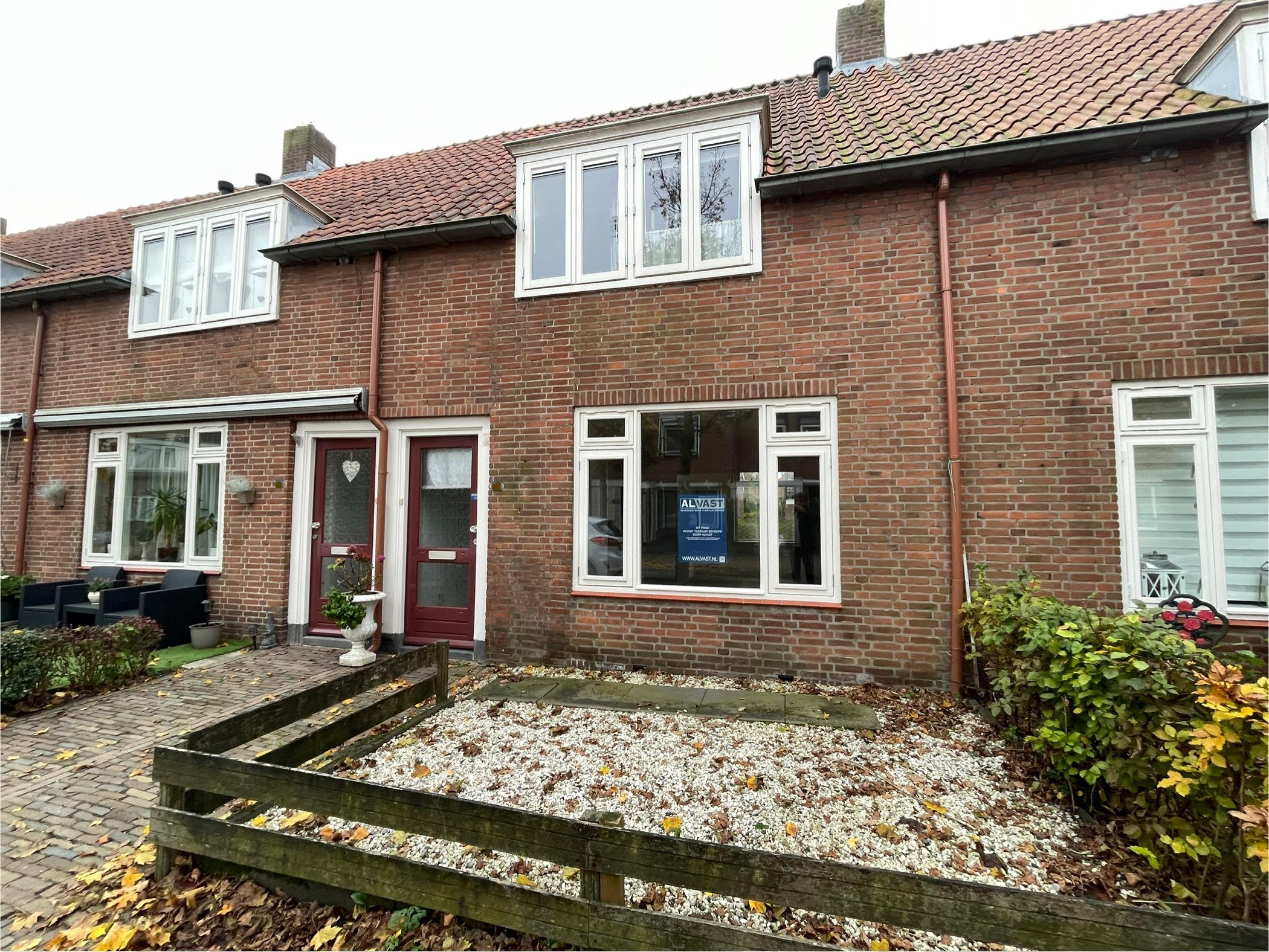 show all photos of Torenstraat