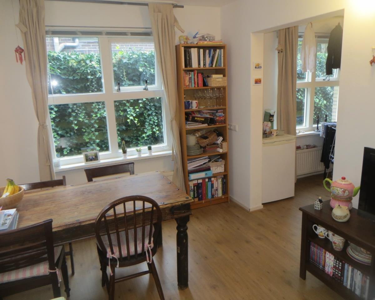 show all photos of Boslaan