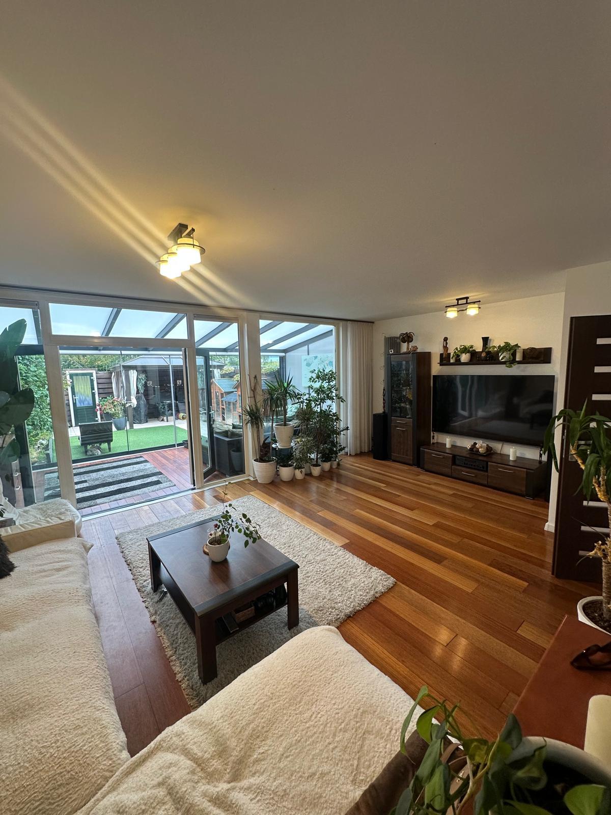 show all photos of Graan voor Visch