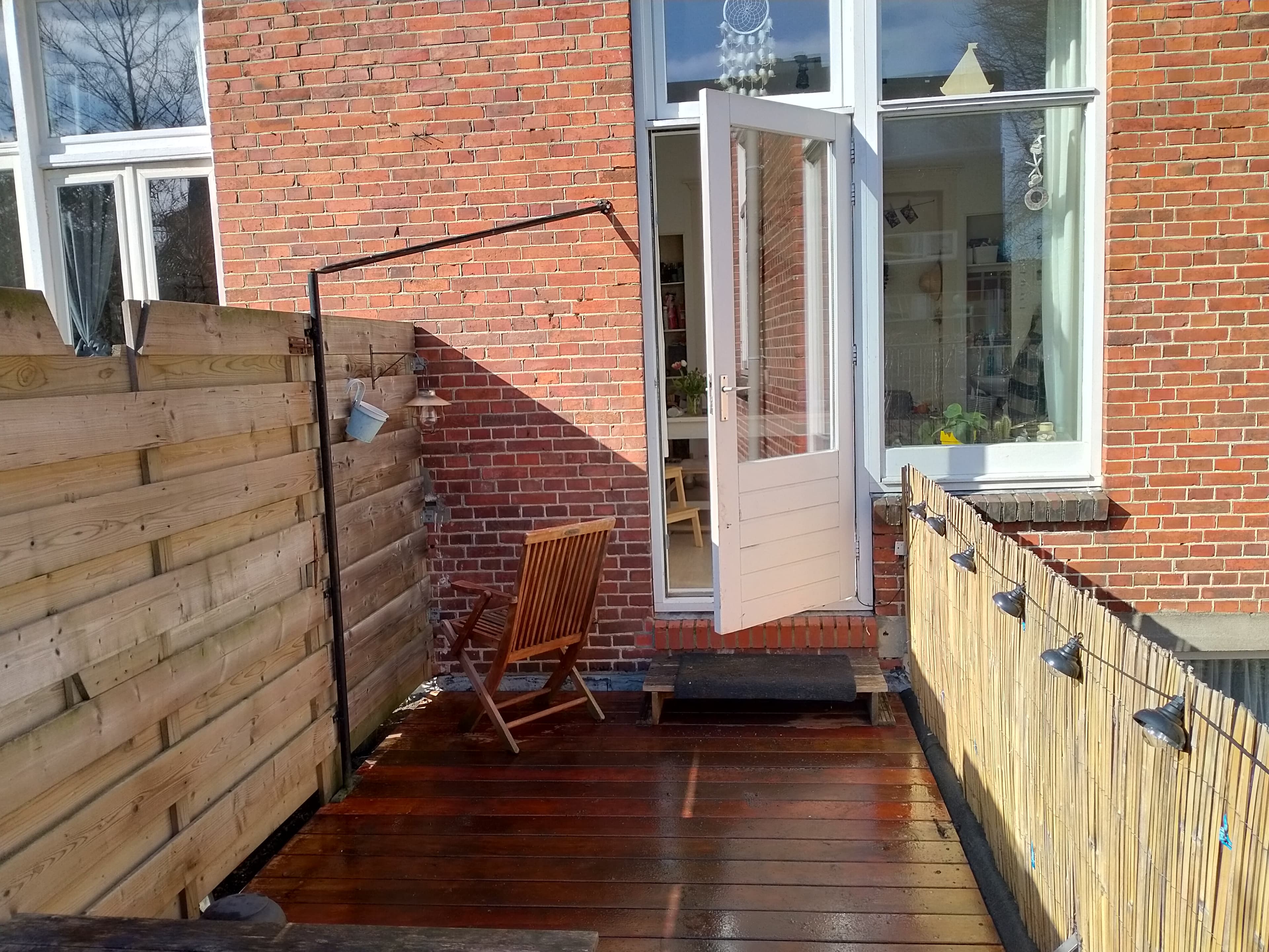 show all photos of Helper Oostsingel