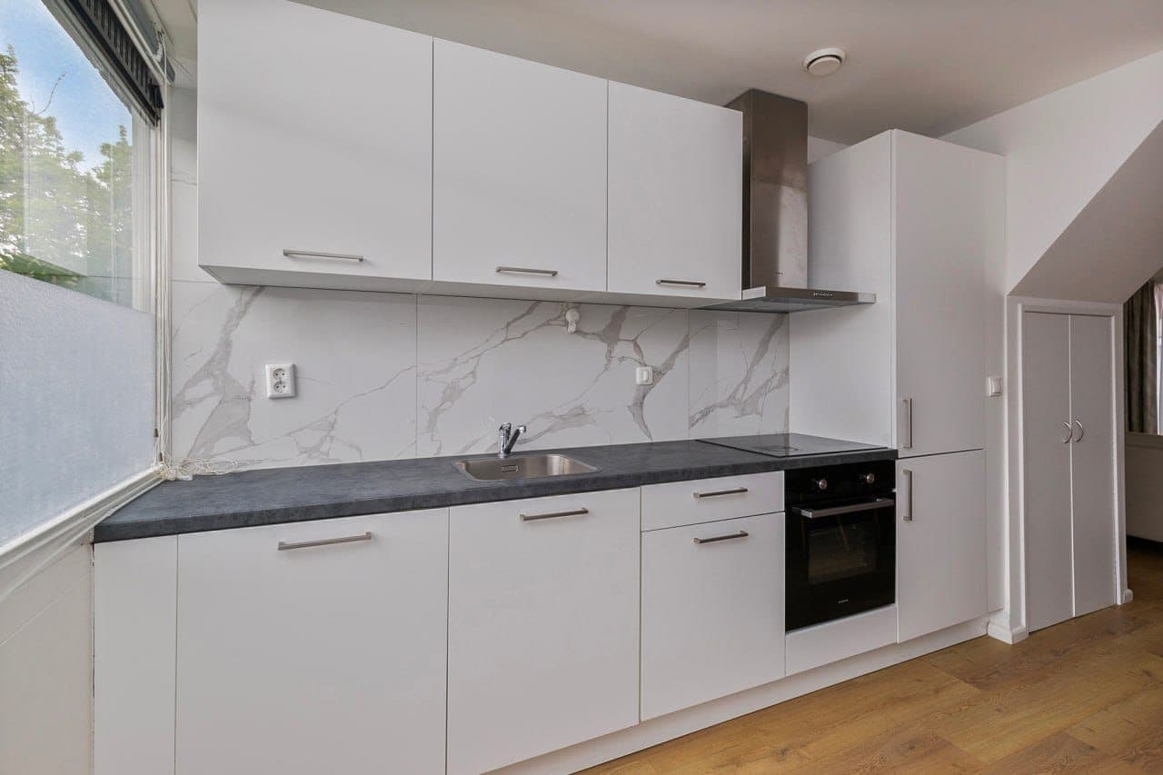 show all photos of Fassbinderstraat