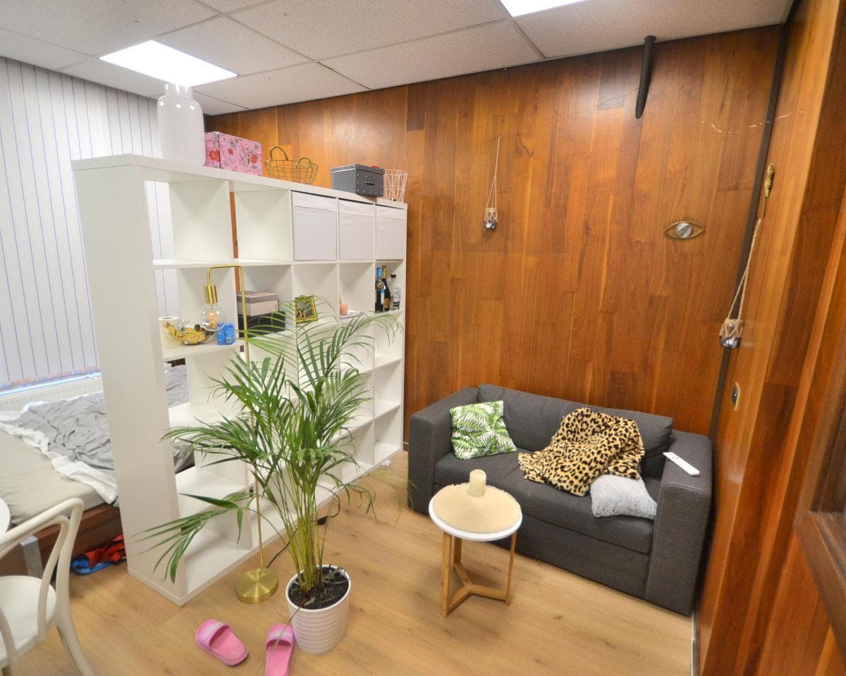 show all photos of De la Reyweg