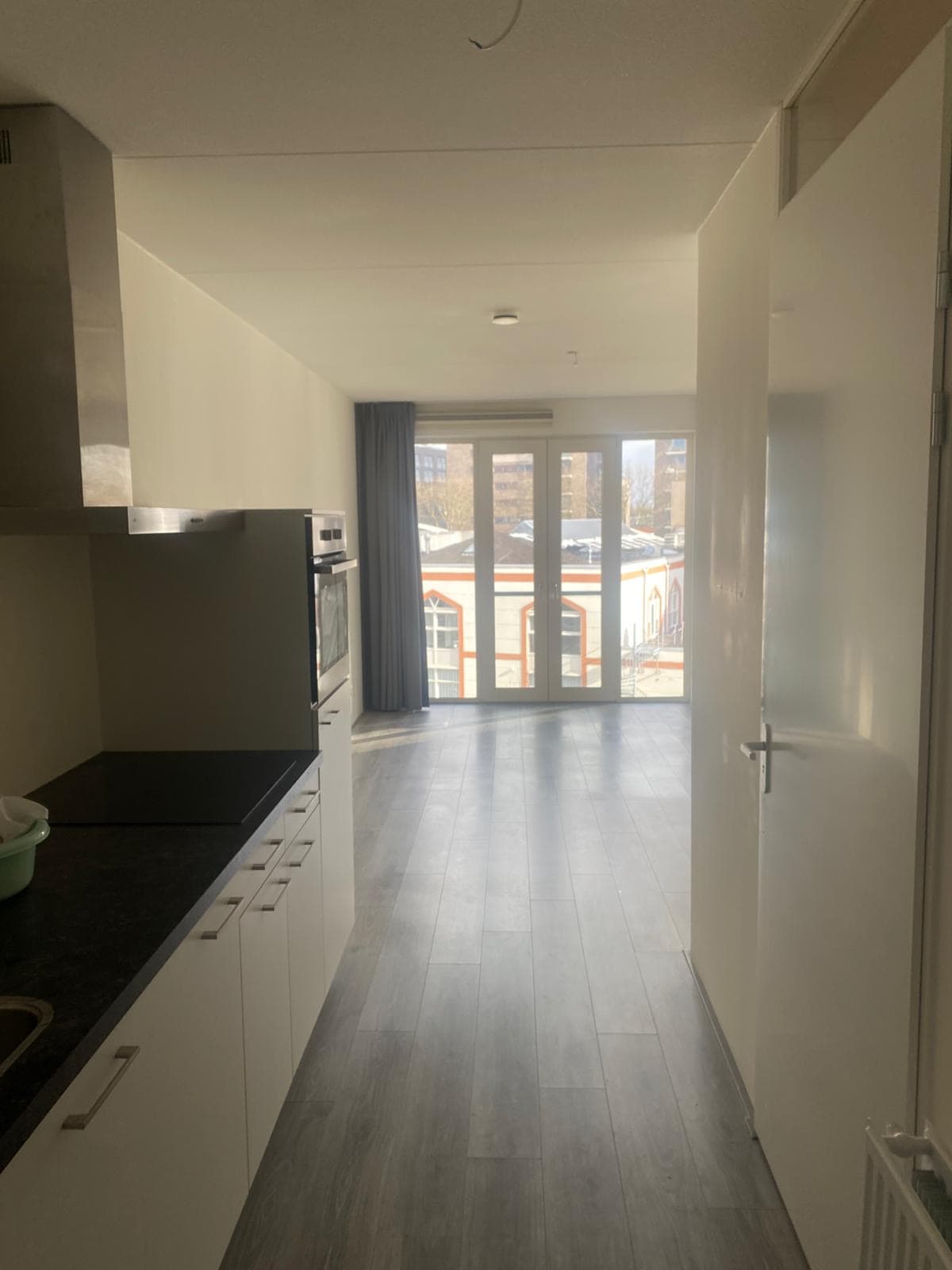 show all photos of Waldorpstraat