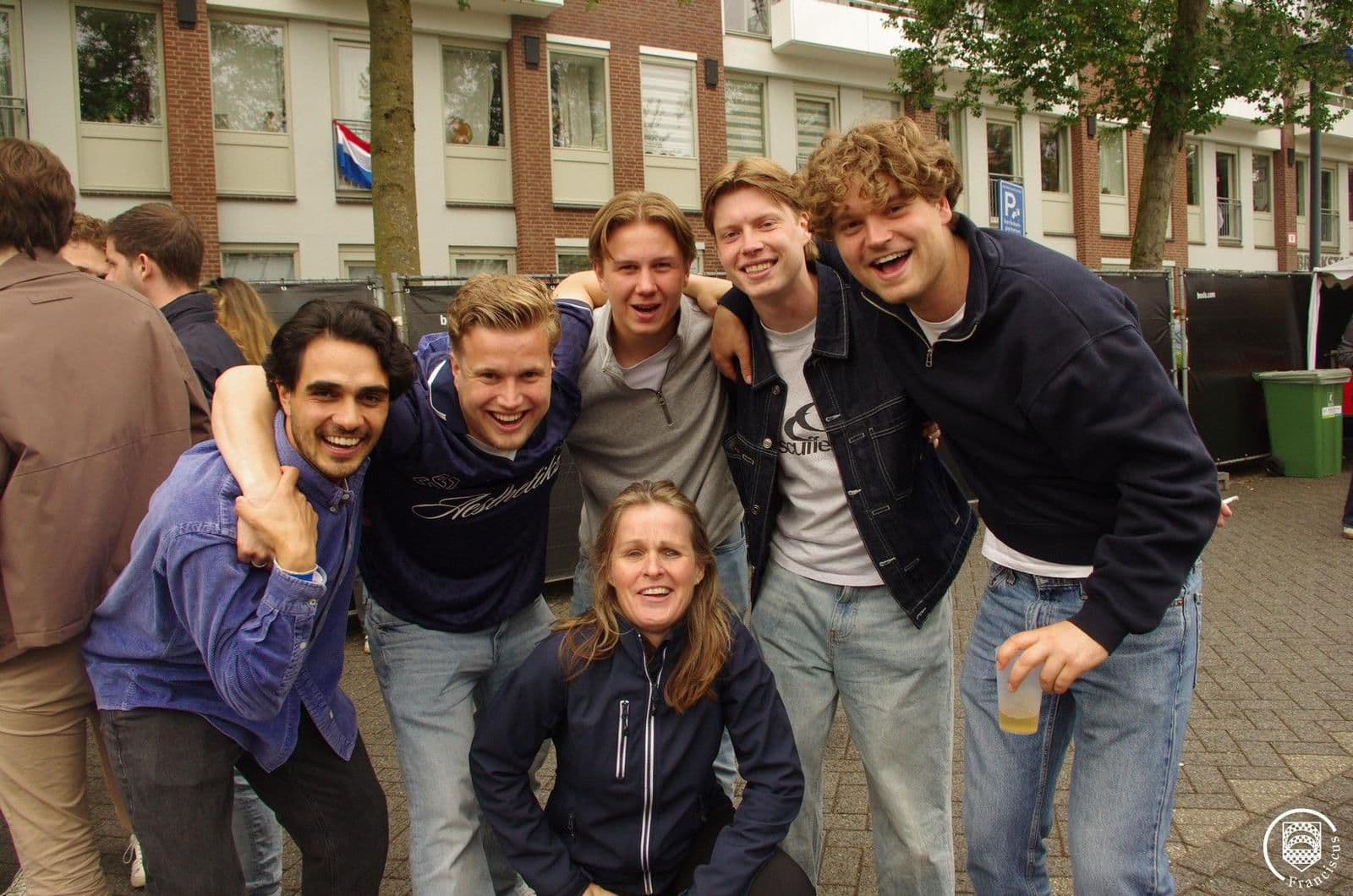 show all photos of Oude Bennekomseweg