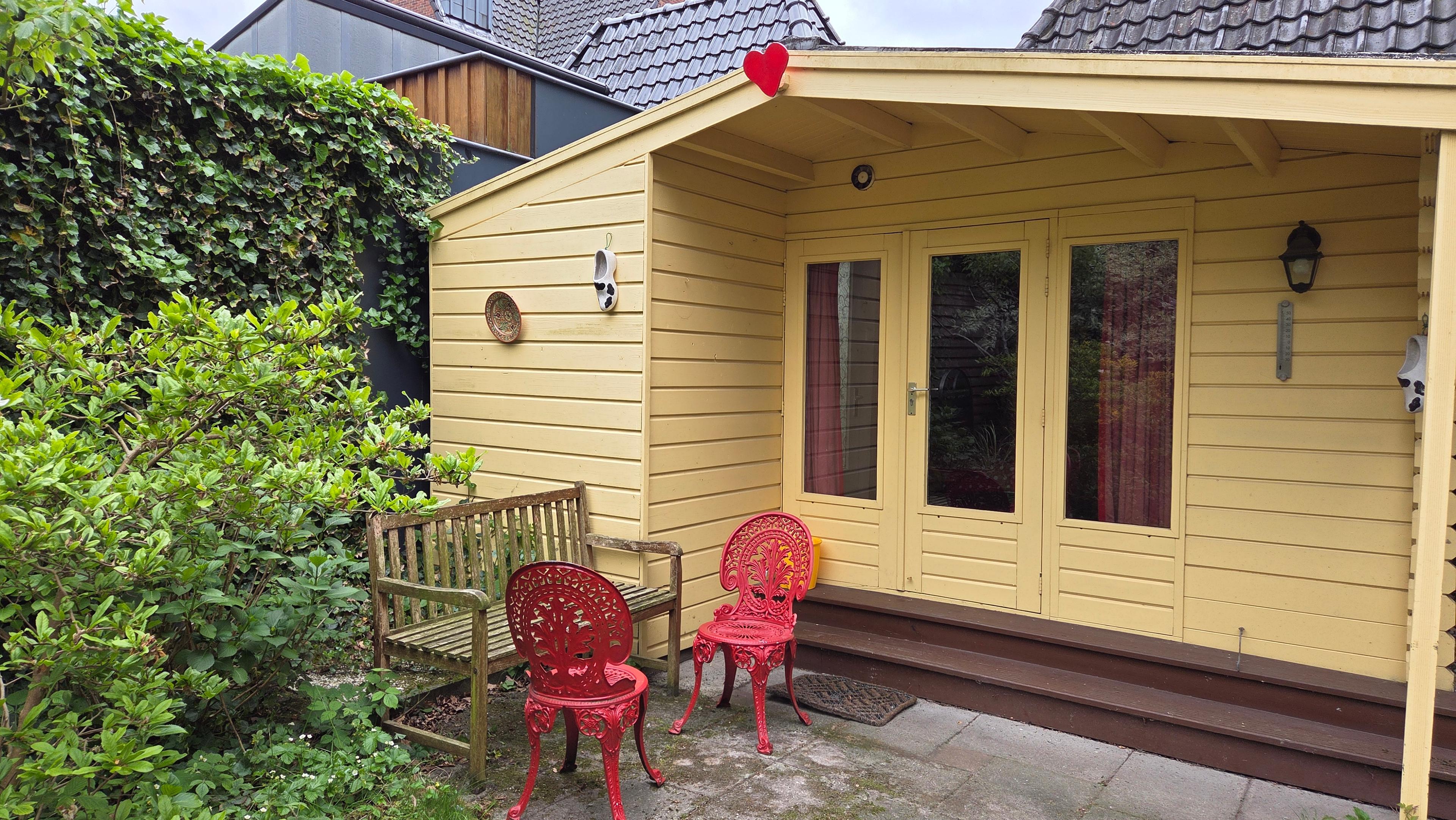 show all photos of Stadionweg