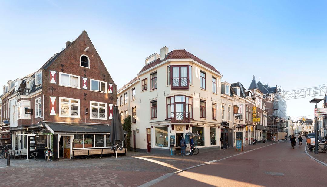 show all photos of Kloksteeg