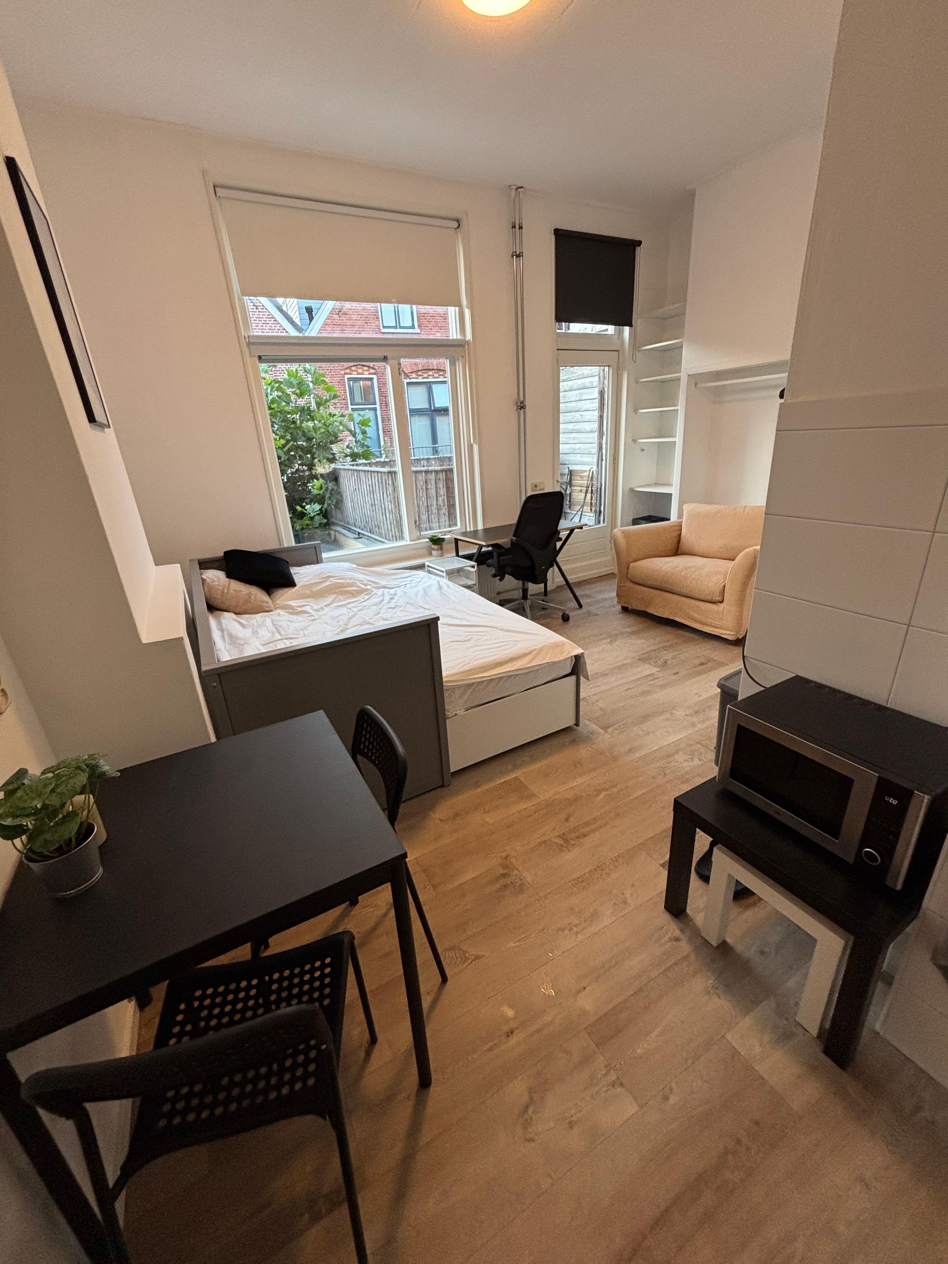 show all photos of Verlengde Frederikstraat