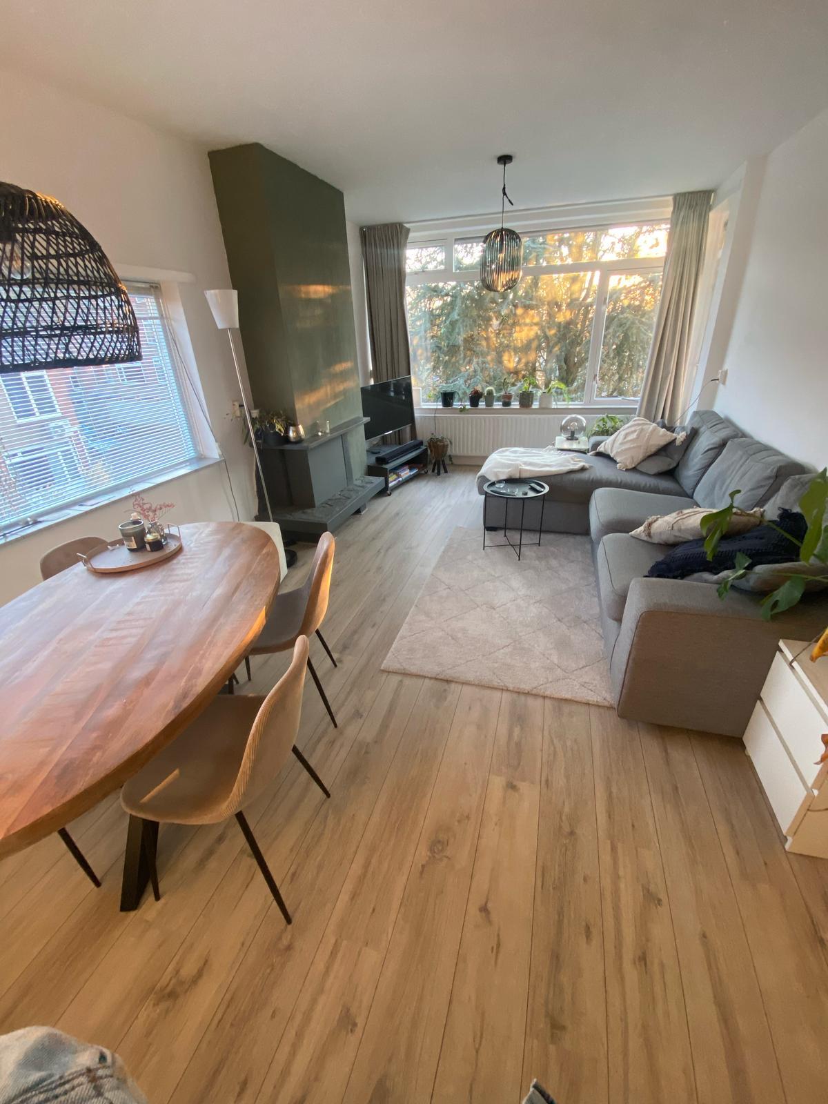 show all photos of Multatulistraat