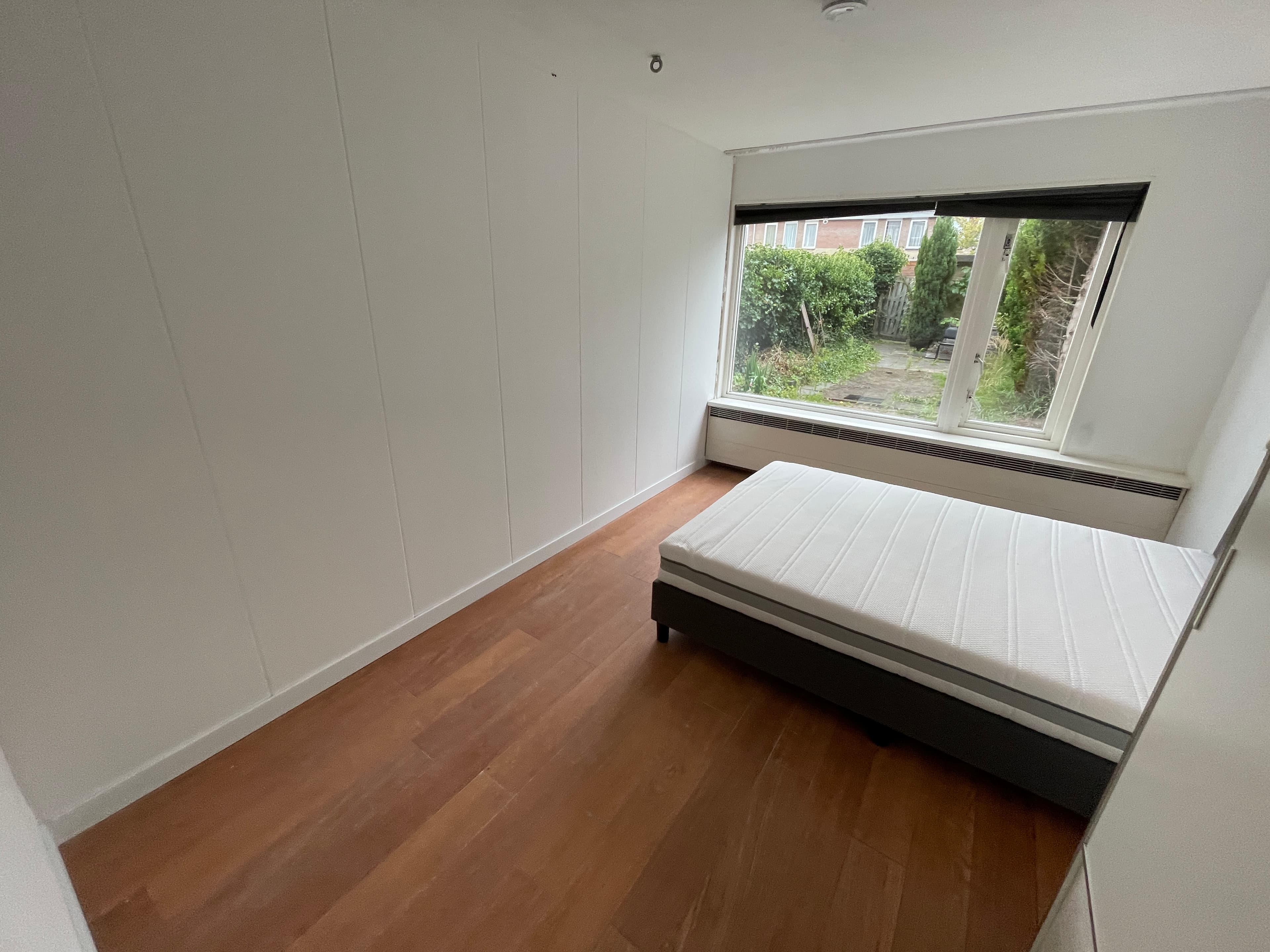 show all photos of Piet Mondriaanstraat