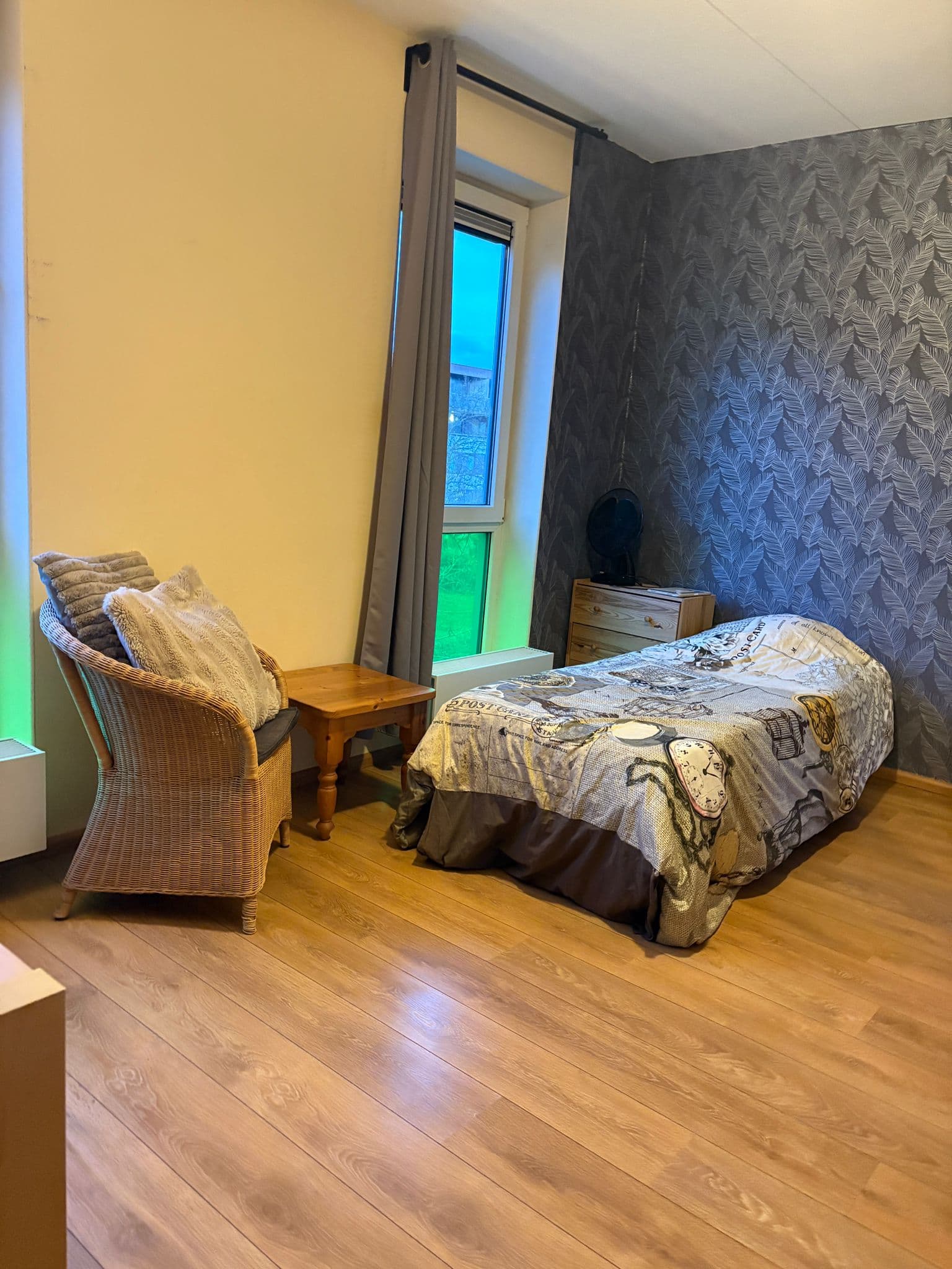 show all photos of Bart Poesiatstraat