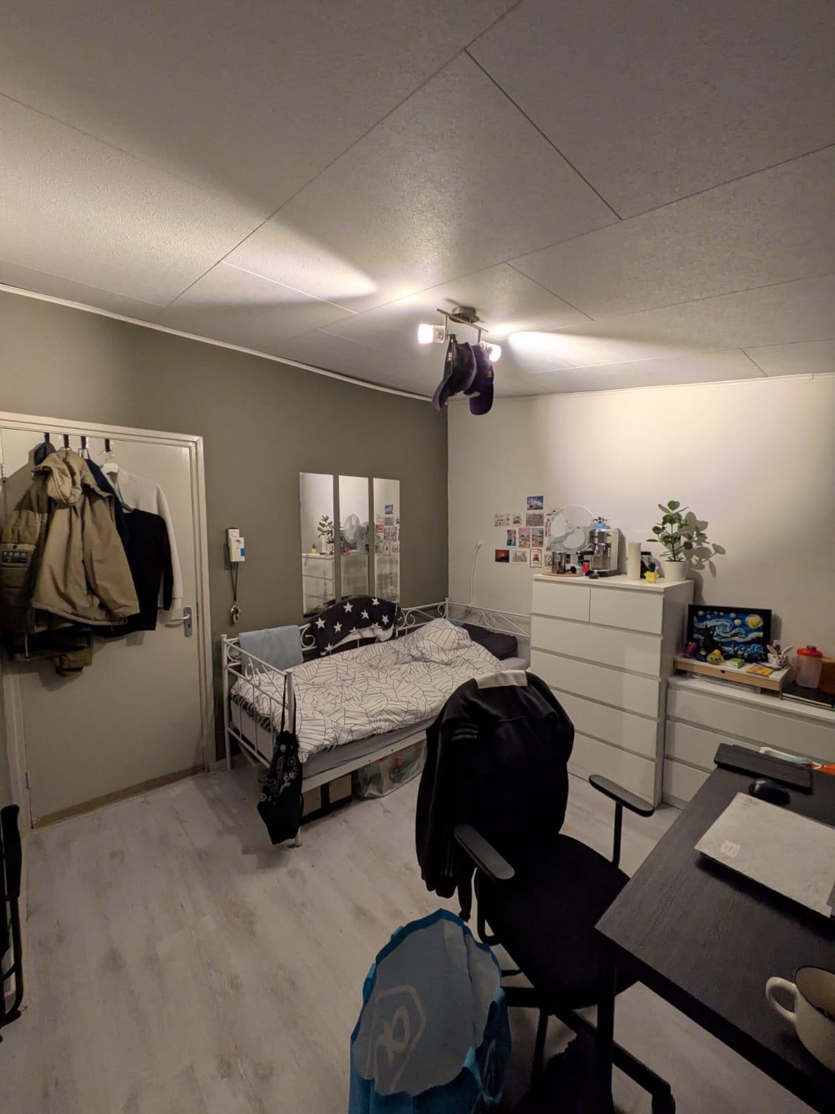 show all photos of Lange Wal